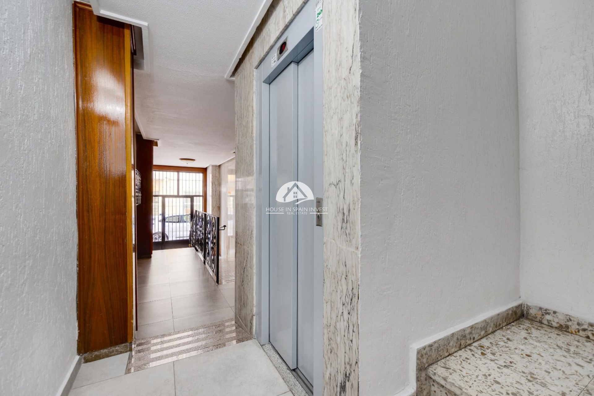 Resale - Apartment  - Torrevieja - Centro