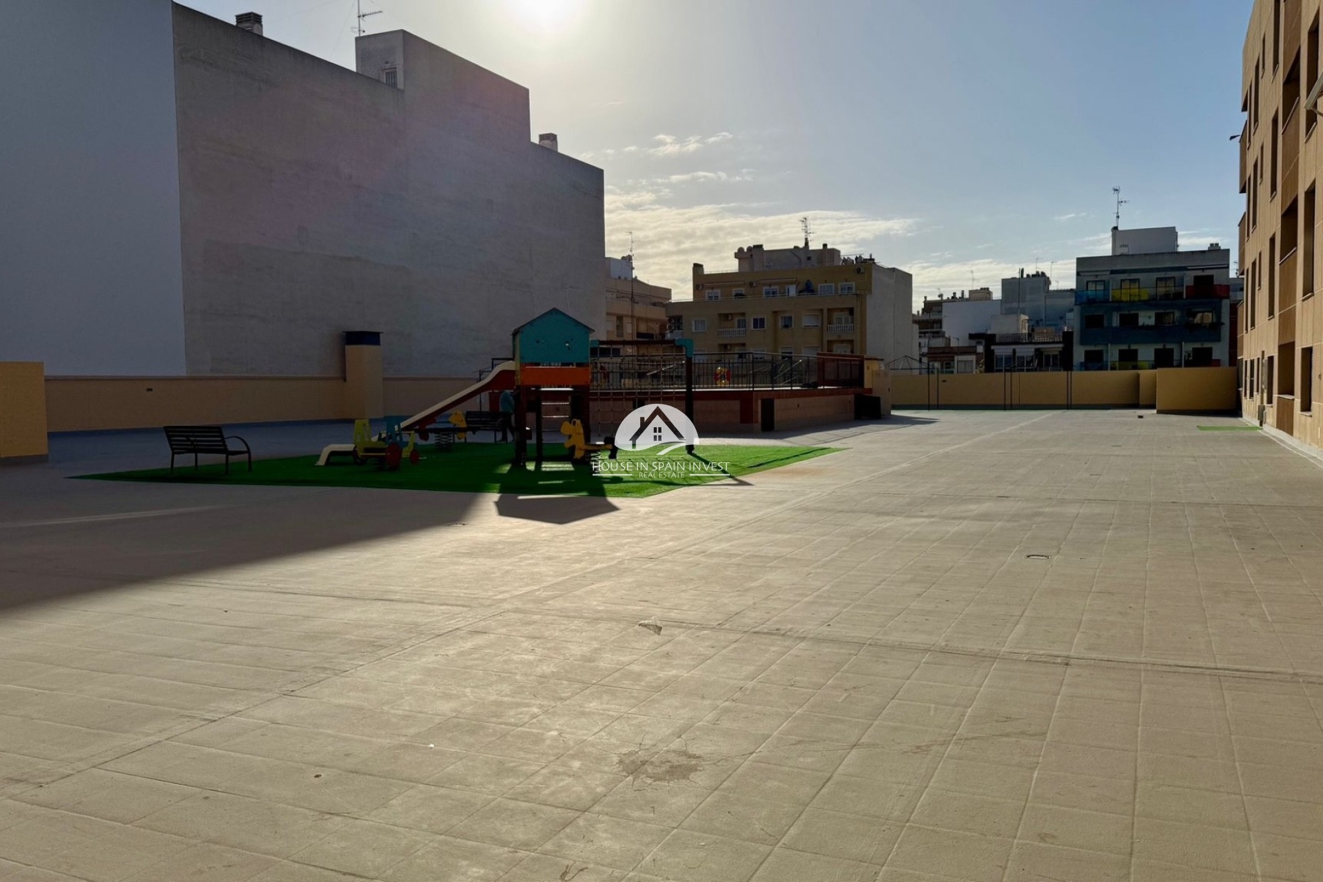 Resale - Apartment  - Torrevieja - Centro