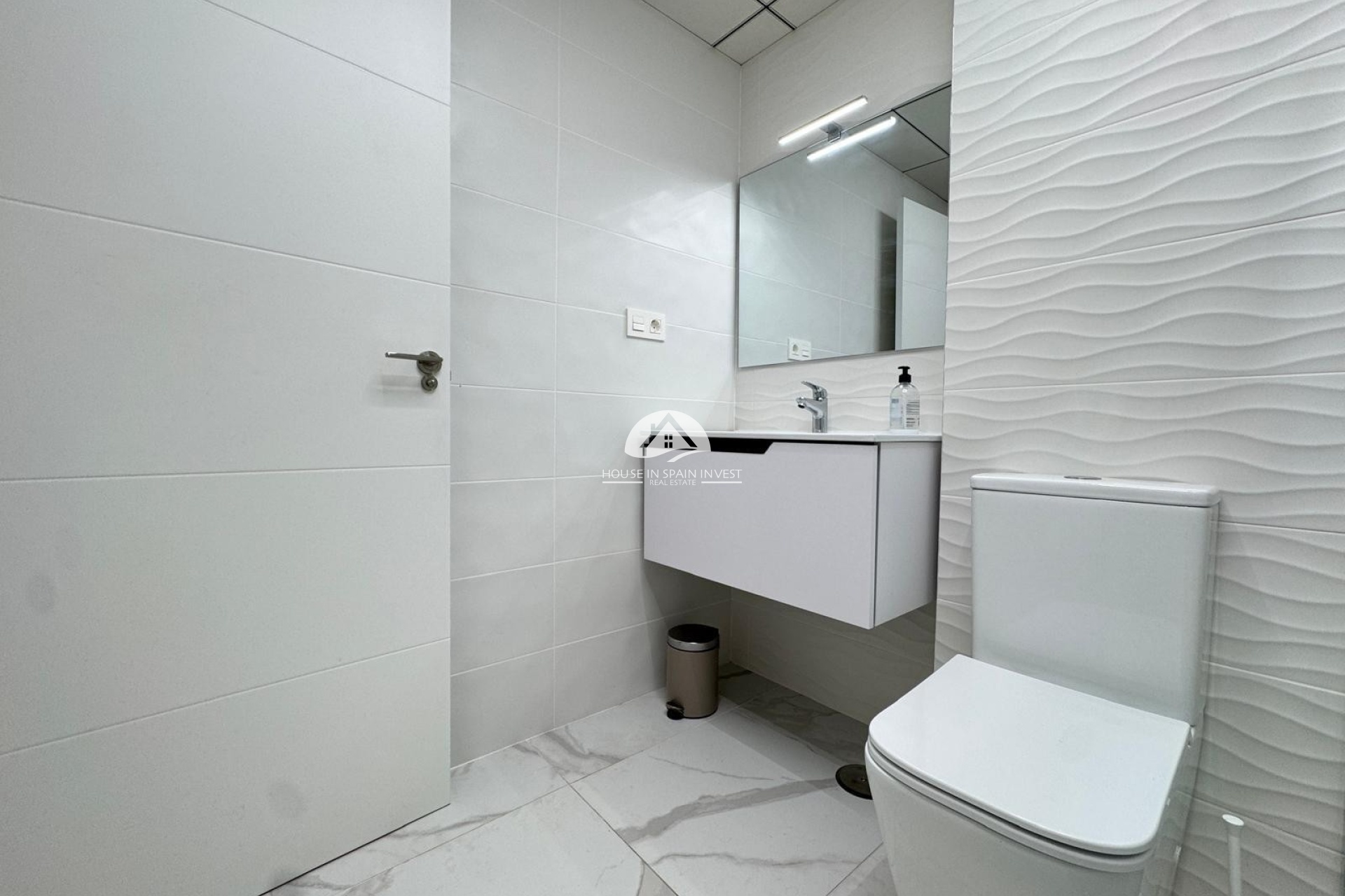 Resale - Apartment  - Torrevieja - Centro