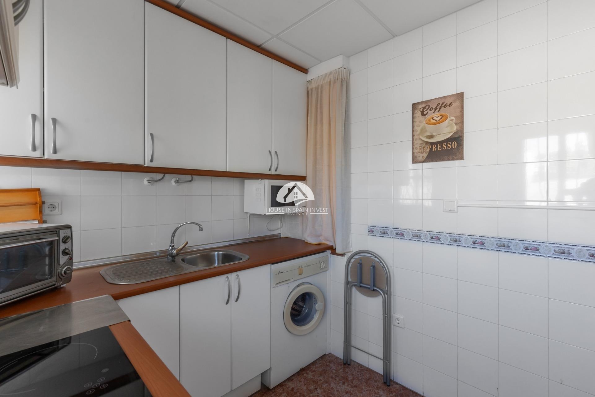 Resale - Apartment  - Torrevieja - Centro