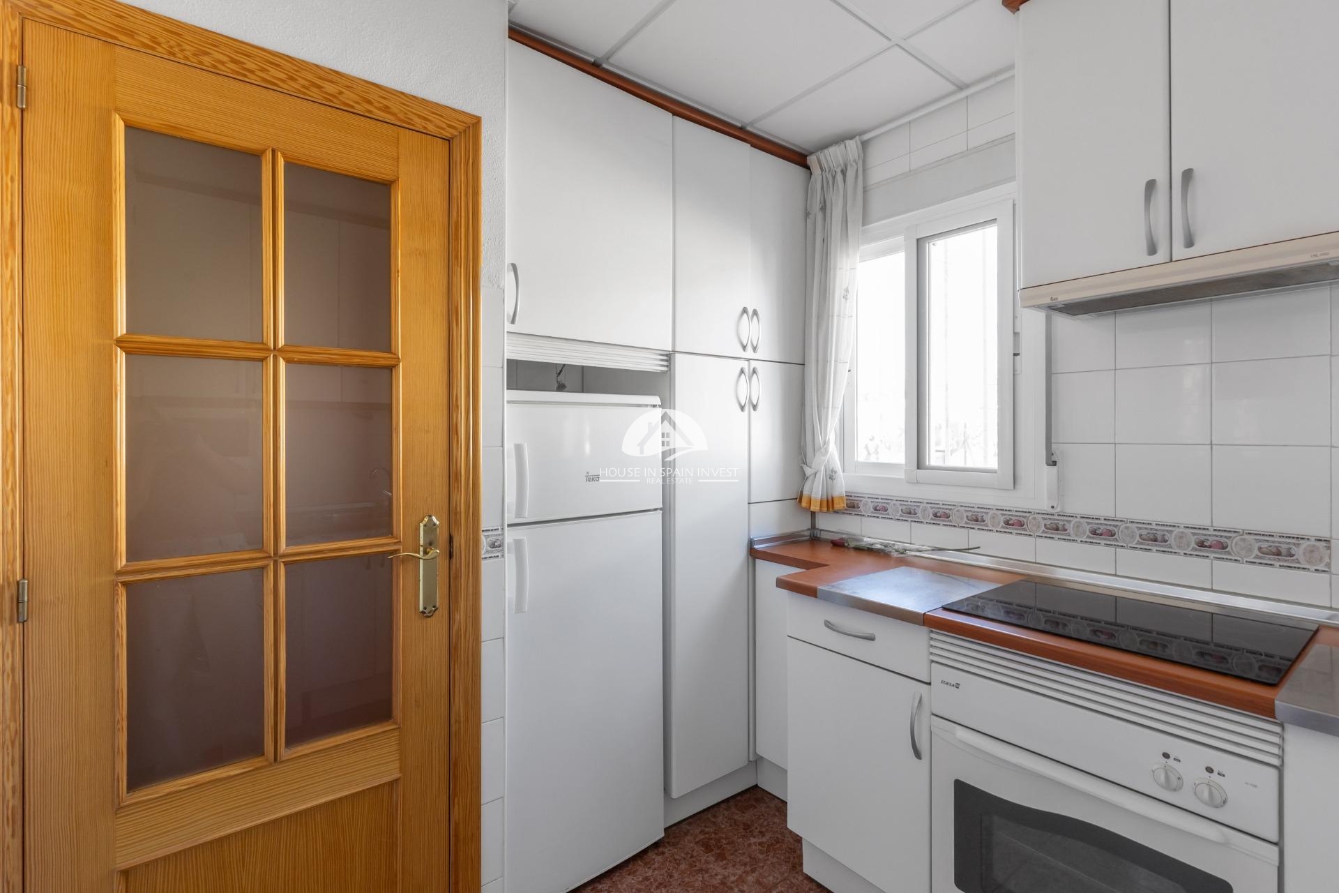 Resale - Apartment  - Torrevieja - Centro