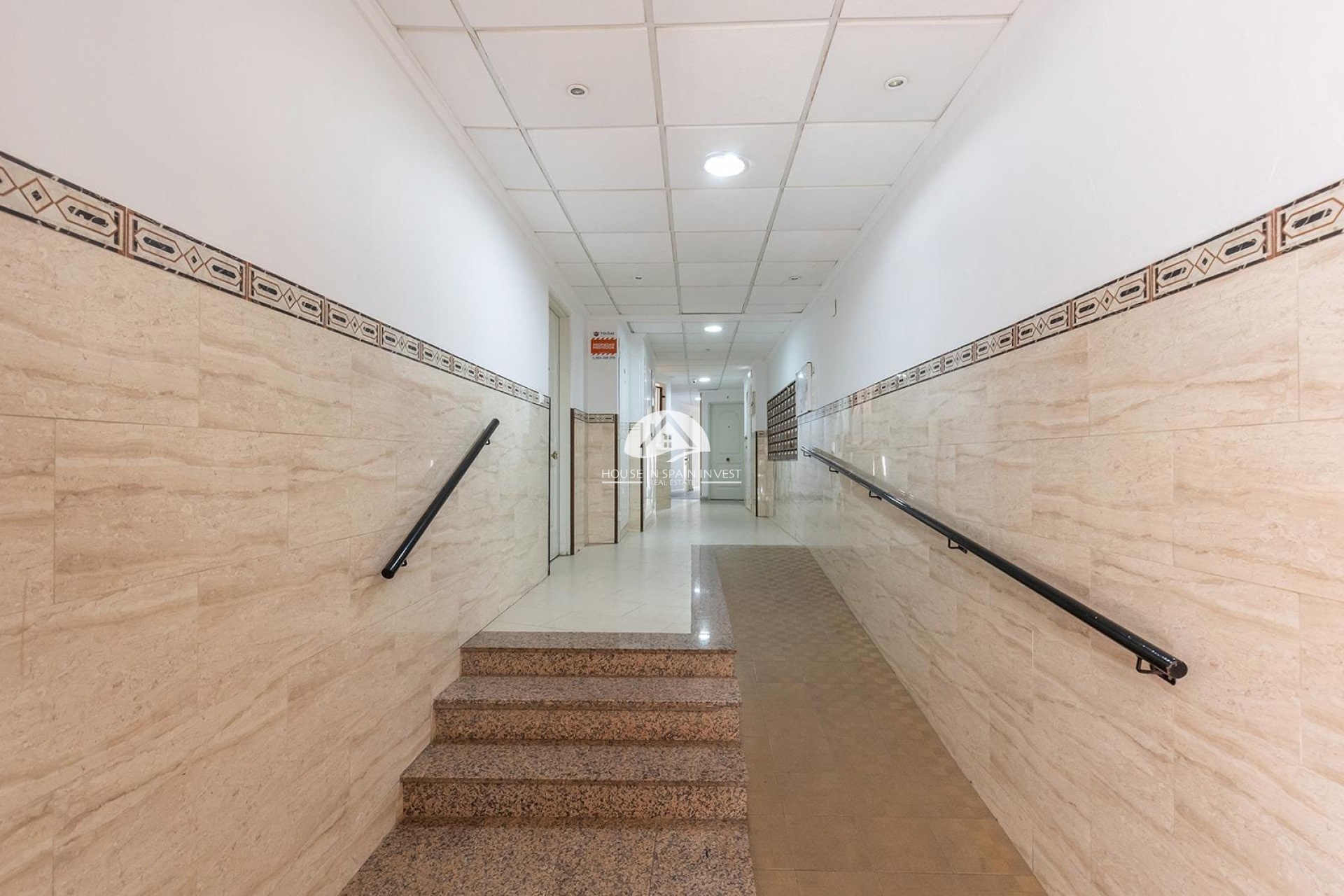 Resale - Apartment  - Torrevieja - Centro