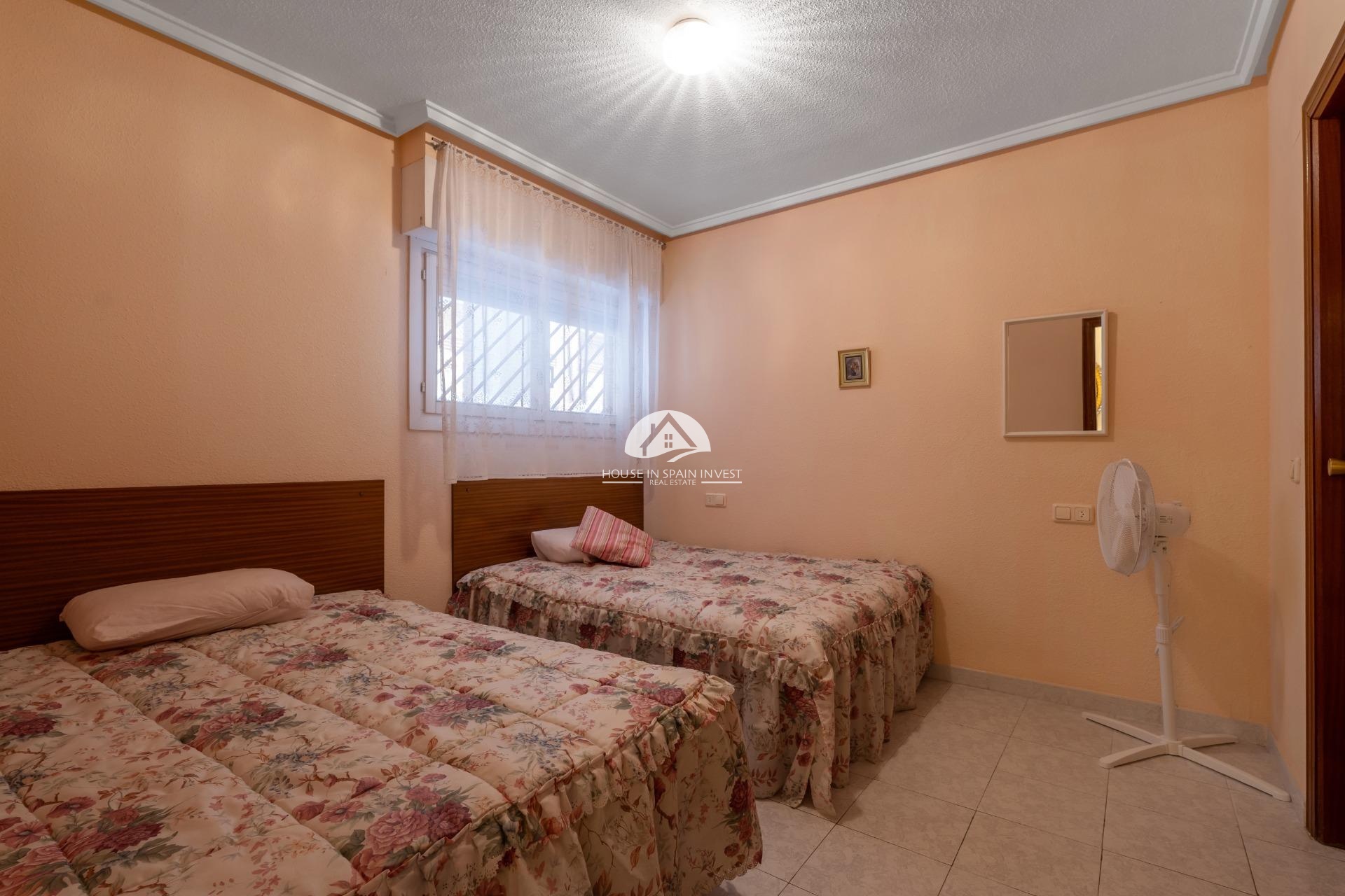 Resale - Apartment  - Torrevieja - Centro