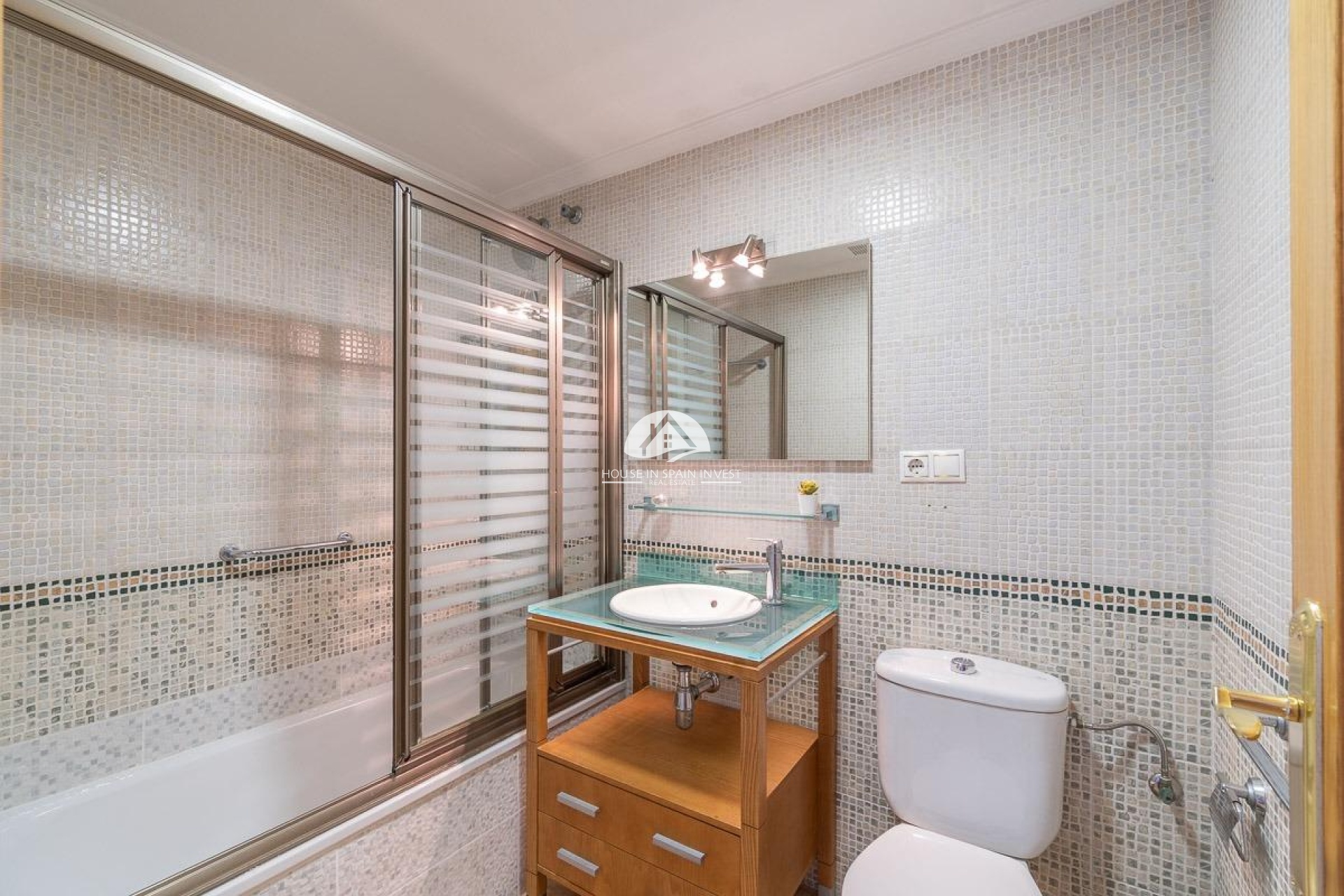 Resale - Apartment  - Torrevieja - Centro