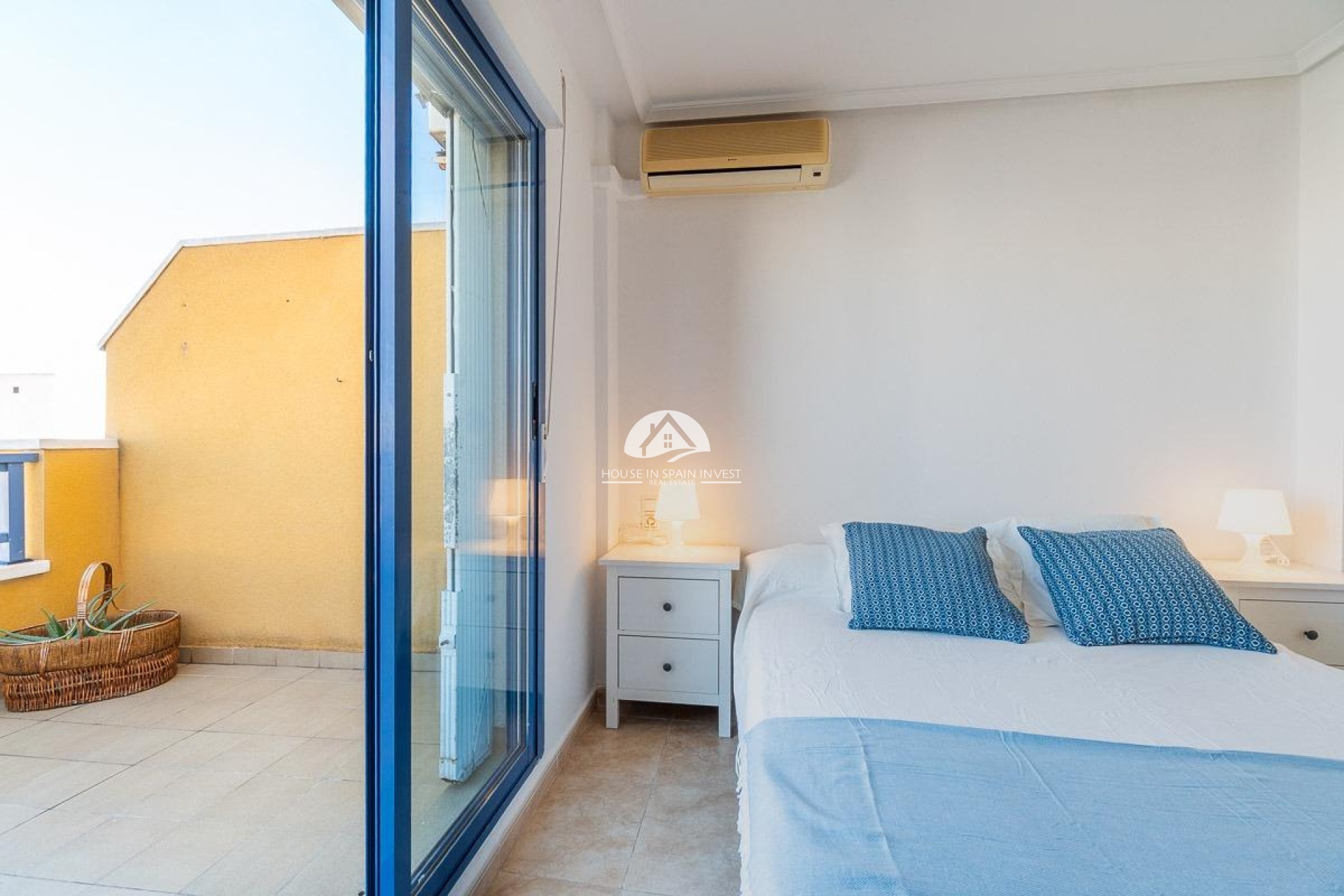 Resale - Apartment  - Torrevieja - Centro