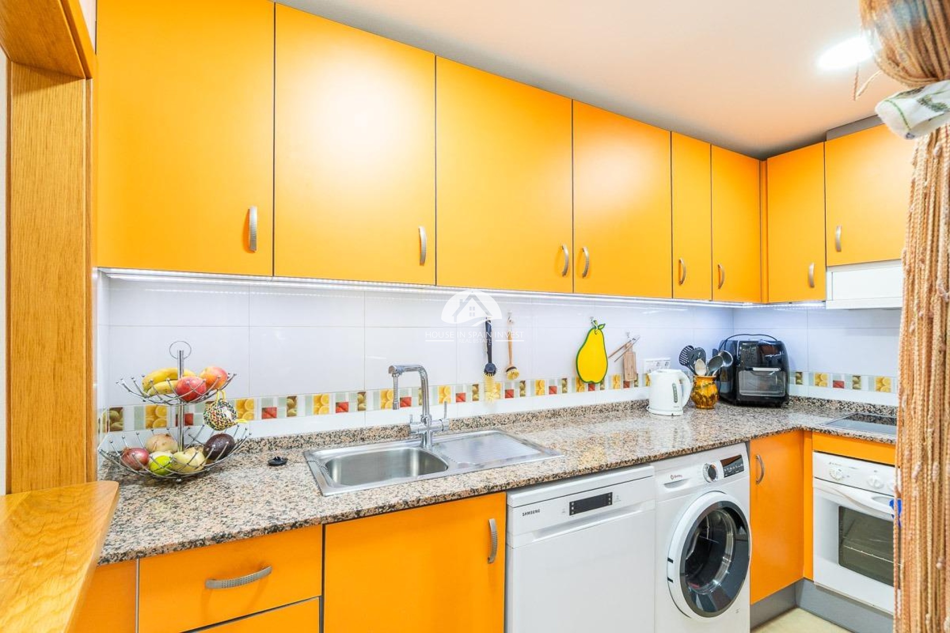 Resale - Apartment  - Torrevieja - Centro