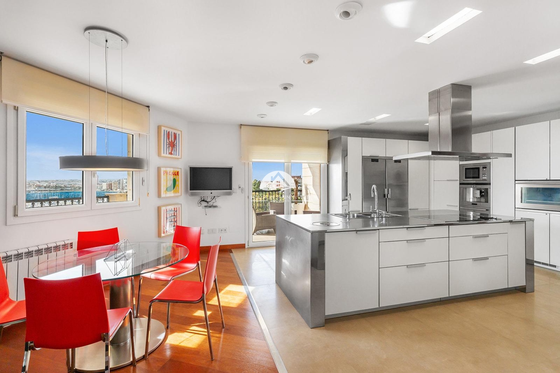 Resale - Apartment  - Torrevieja - Centro