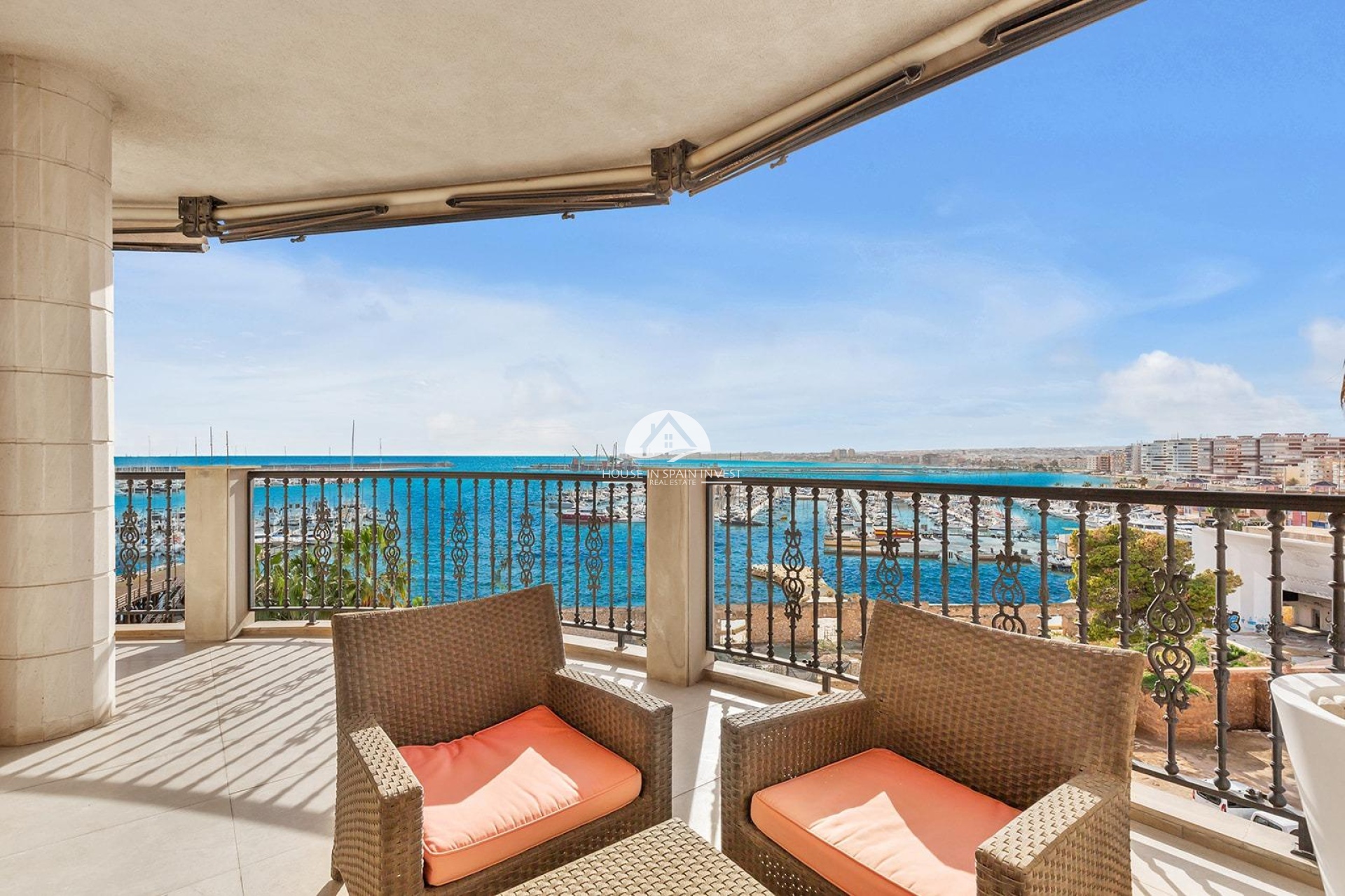 Resale - Apartment  - Torrevieja - Centro