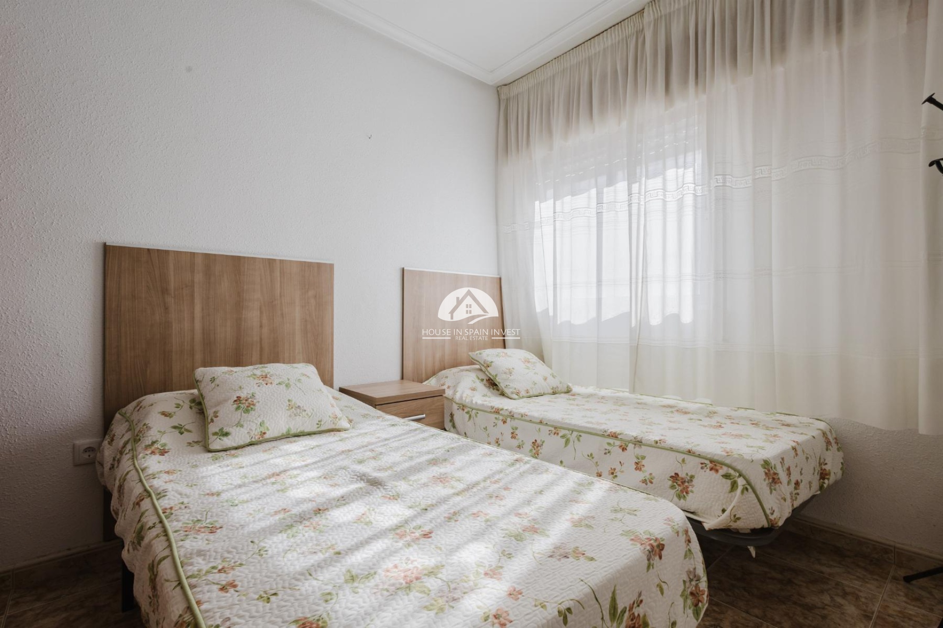 Resale - Apartment  - Torrevieja - El Acequión - Los Náufragos