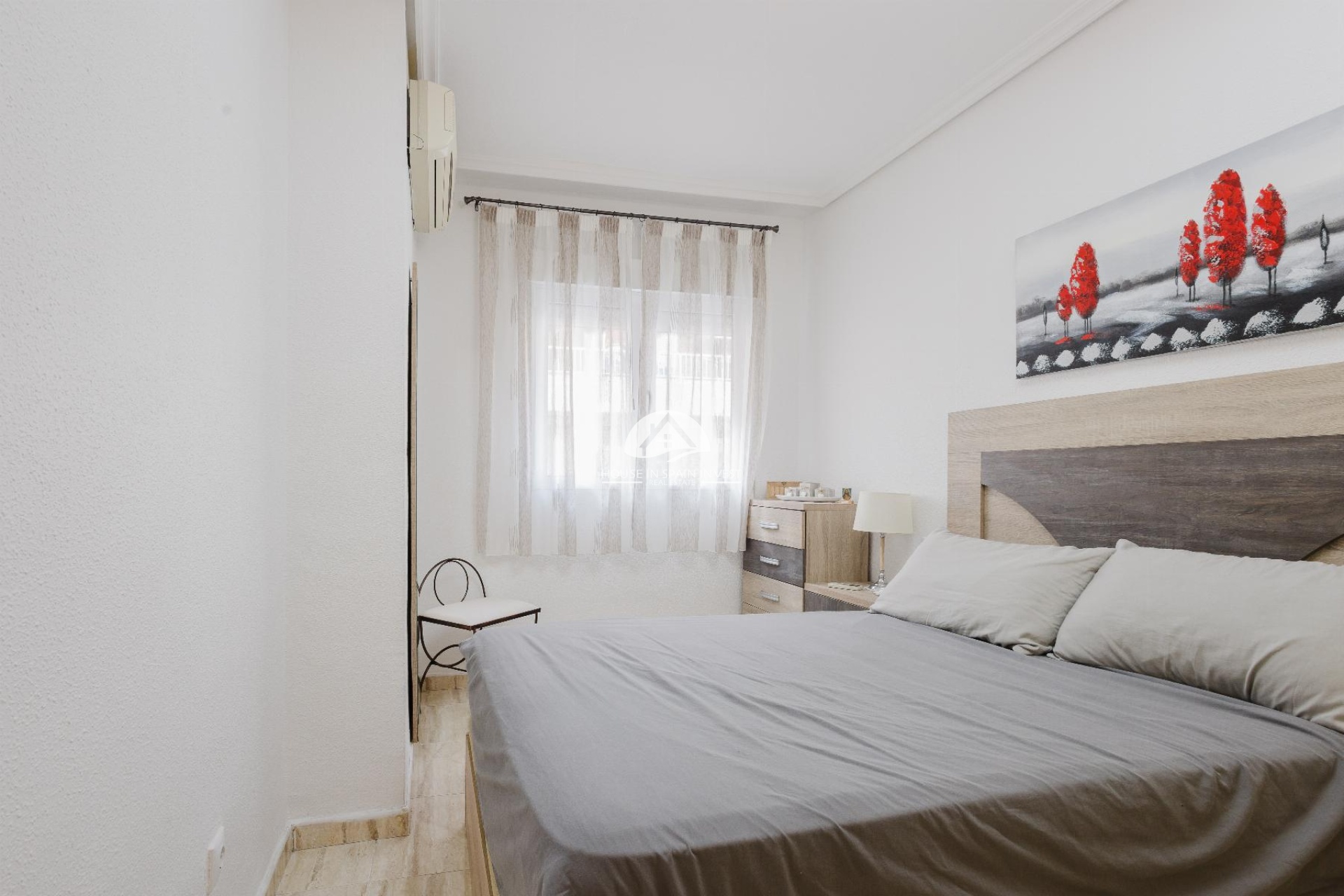 Resale - Apartment  - Torrevieja - El Acequión - Los Náufragos