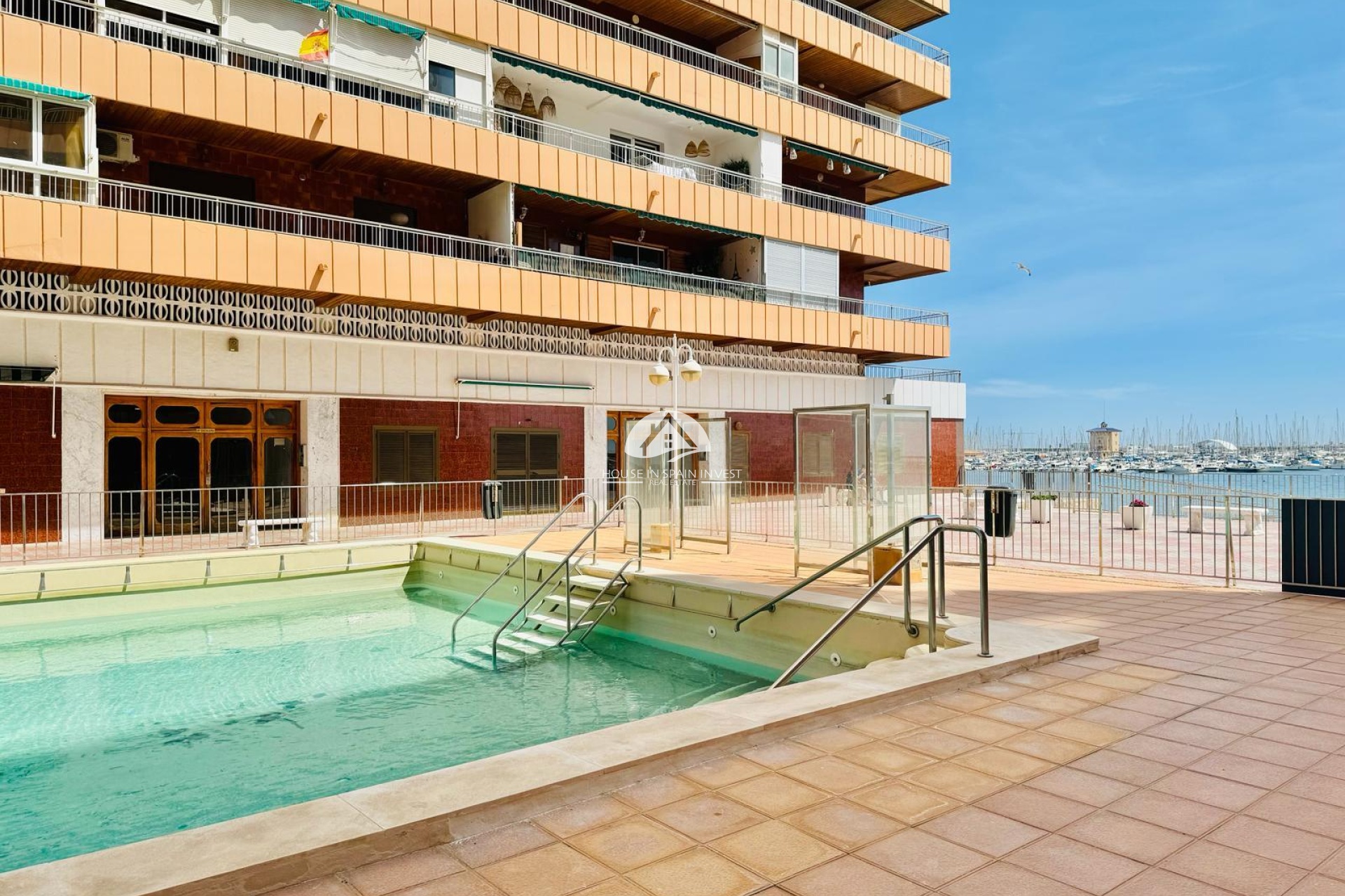 Resale - Apartment  - Torrevieja - El Acequión - Los Náufragos