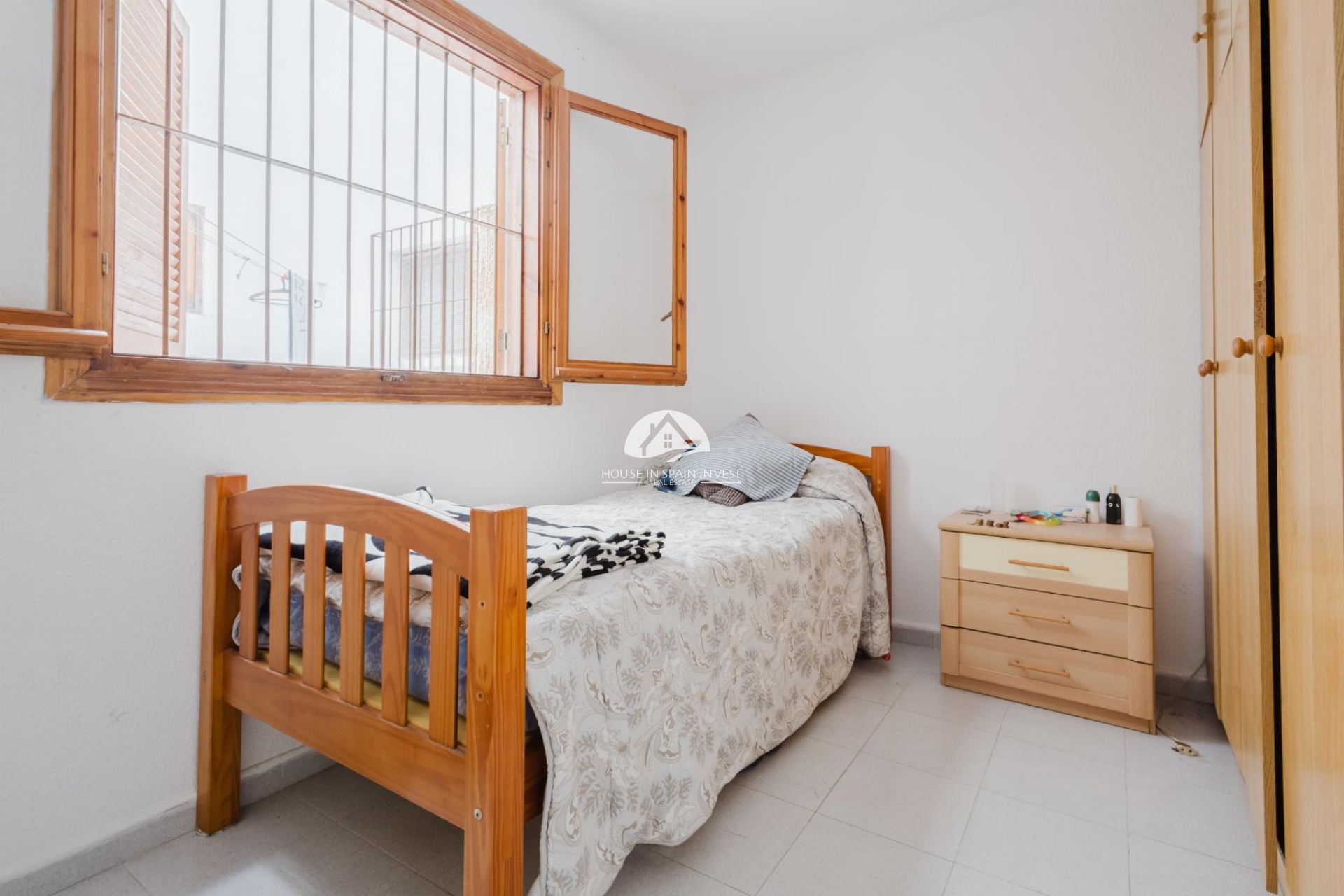 Resale - Apartment  - Torrevieja - El Acequión - Los Náufragos