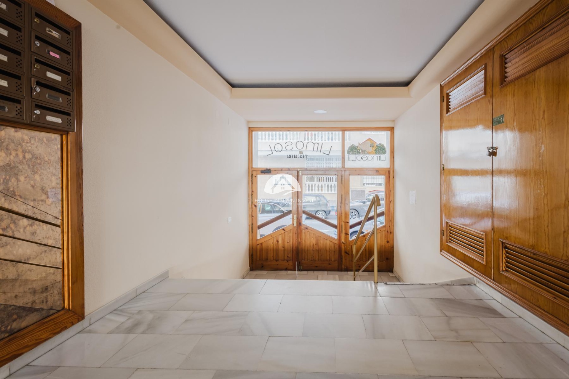 Resale - Apartment  - Torrevieja - El Acequión - Los Náufragos