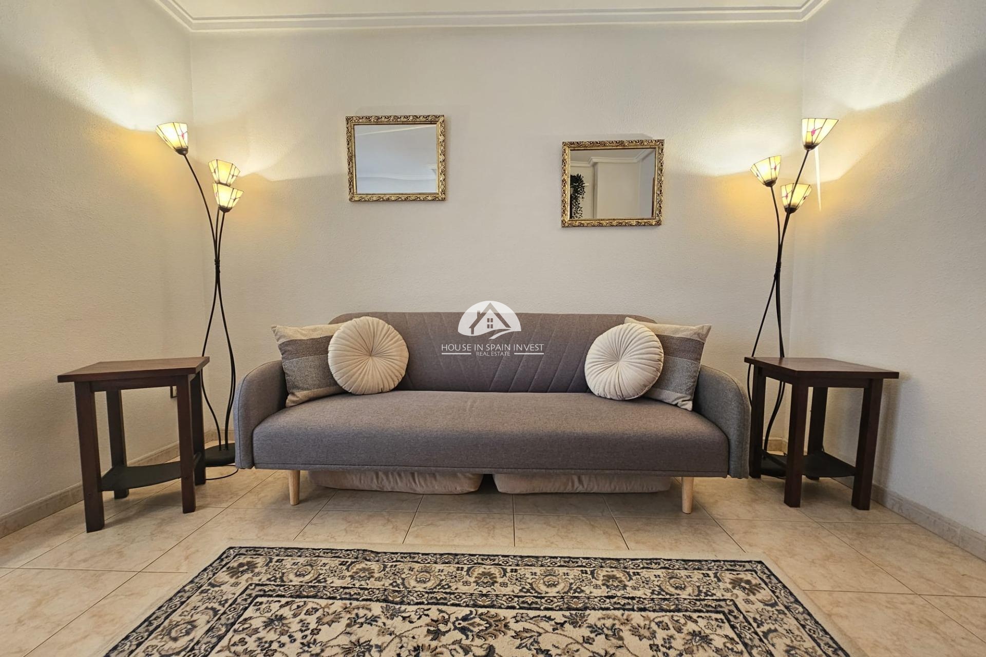 Resale - Apartment  - Torrevieja - El Acequión - Los Náufragos