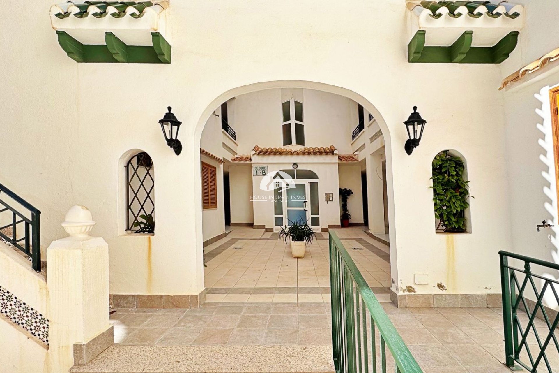 Resale - Apartment  - Torrevieja - La Mata