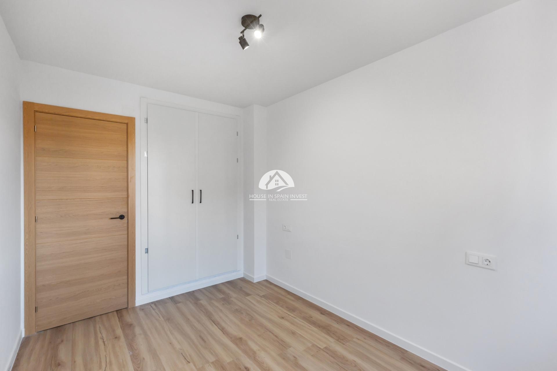 Resale - Apartment  - Torrevieja - La Mata