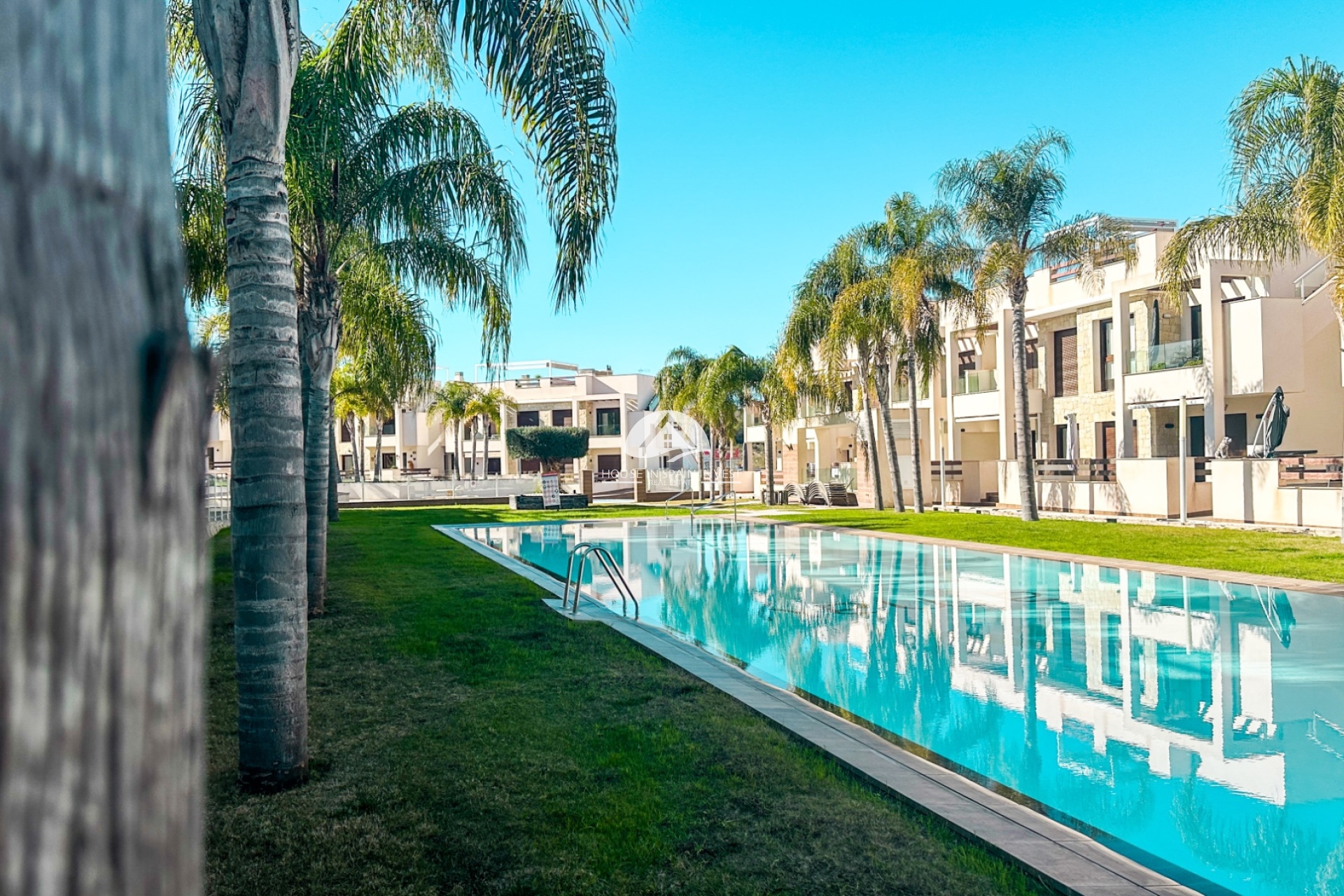 Resale - Apartment  - Torrevieja - Los Balcones  