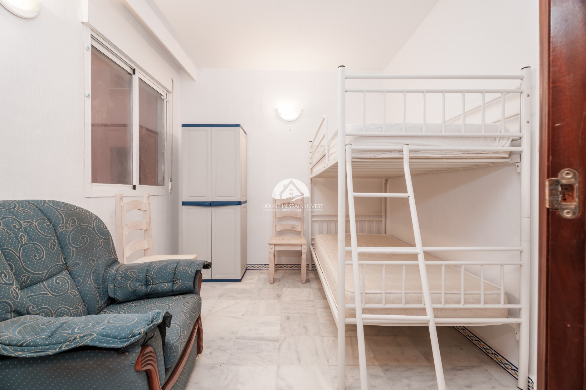 Resale - Apartment  - Torrevieja - Playa de los Locos