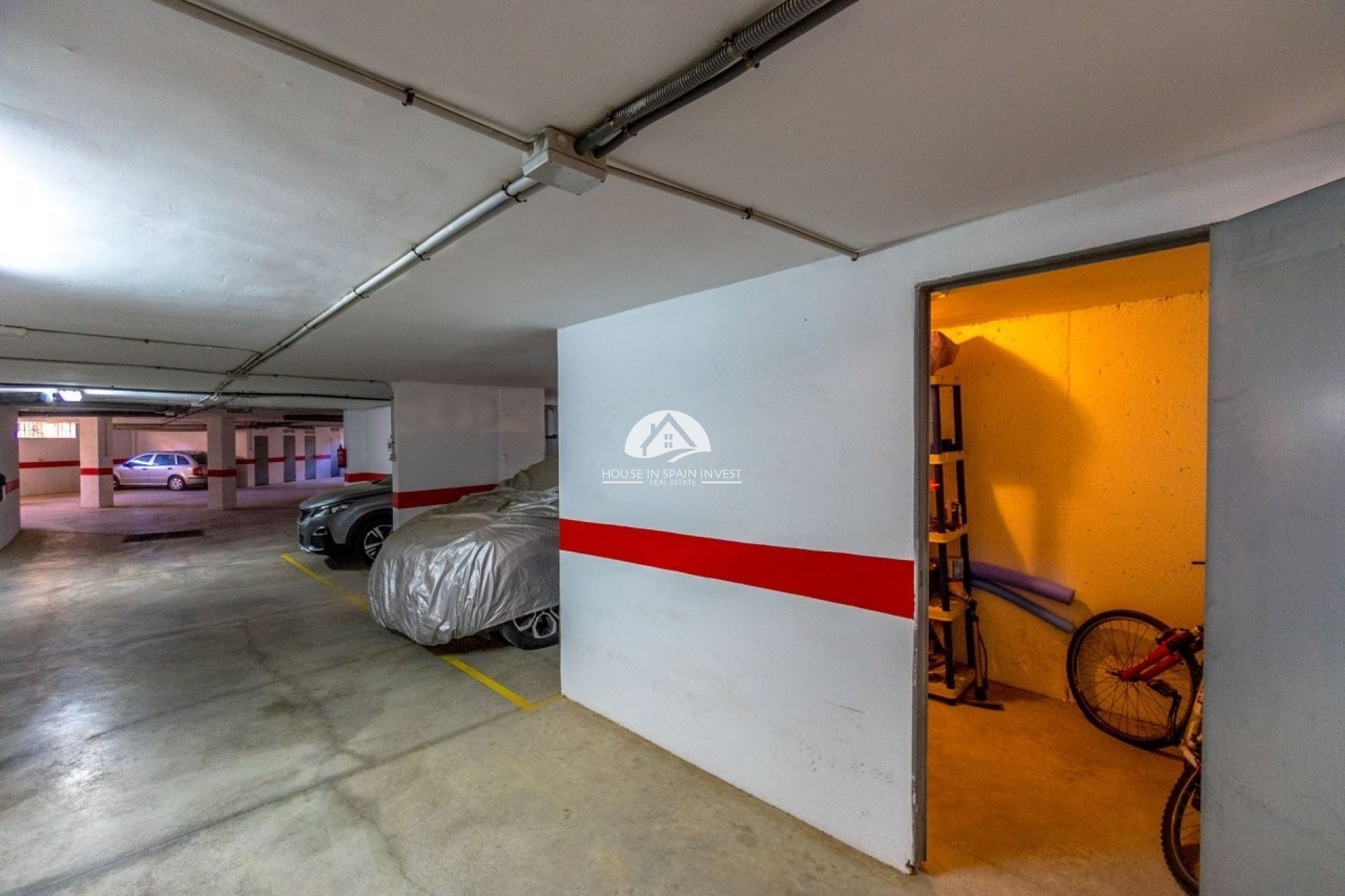 Resale - Apartment  - Torrevieja - Playa de los Locos