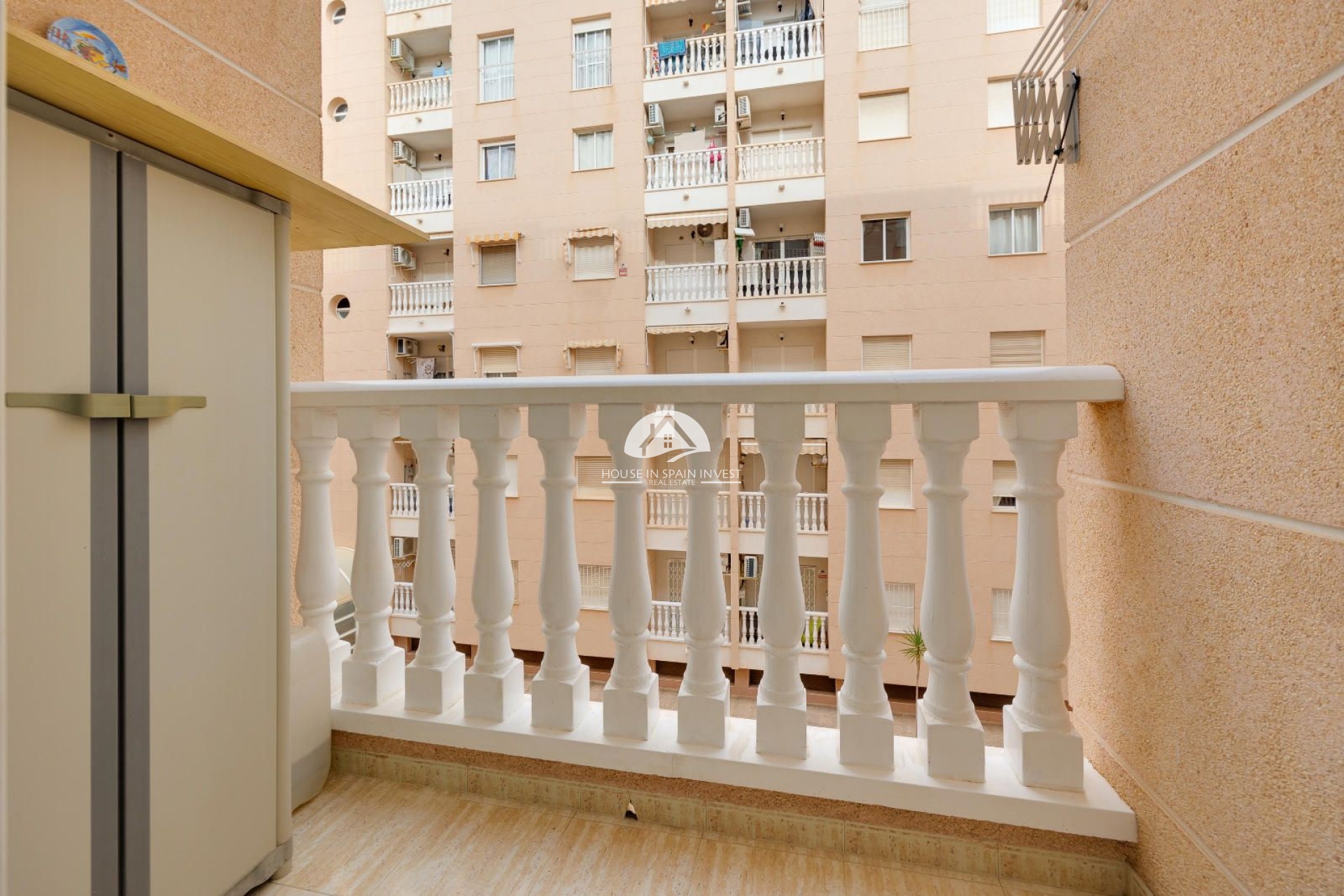 Resale - Apartment  - Torrevieja - Playa del Cura