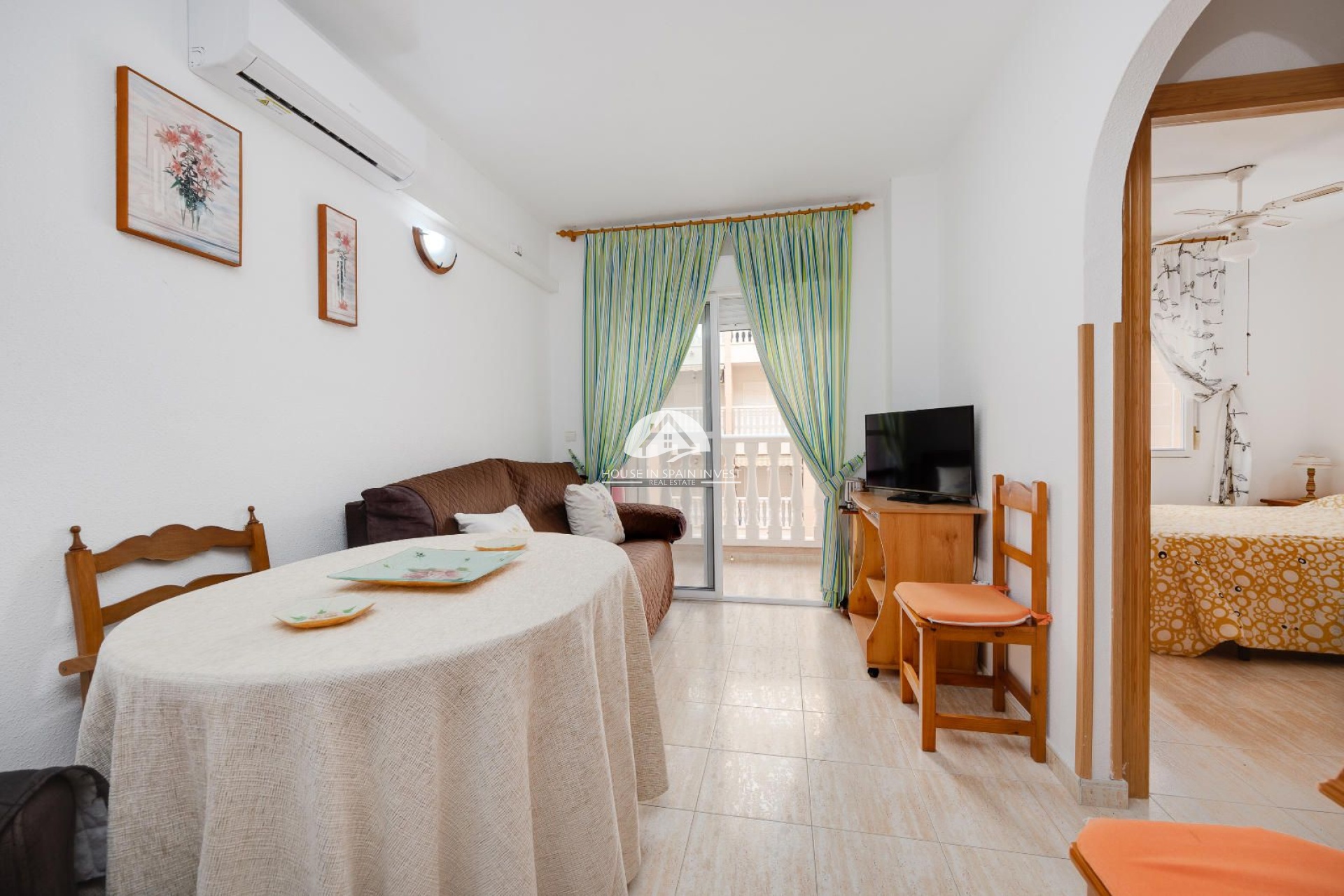 Resale - Apartment  - Torrevieja - Playa del Cura