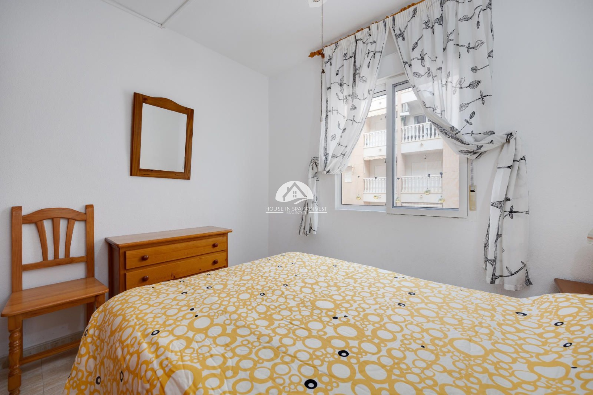 Resale - Apartment  - Torrevieja - Playa del Cura