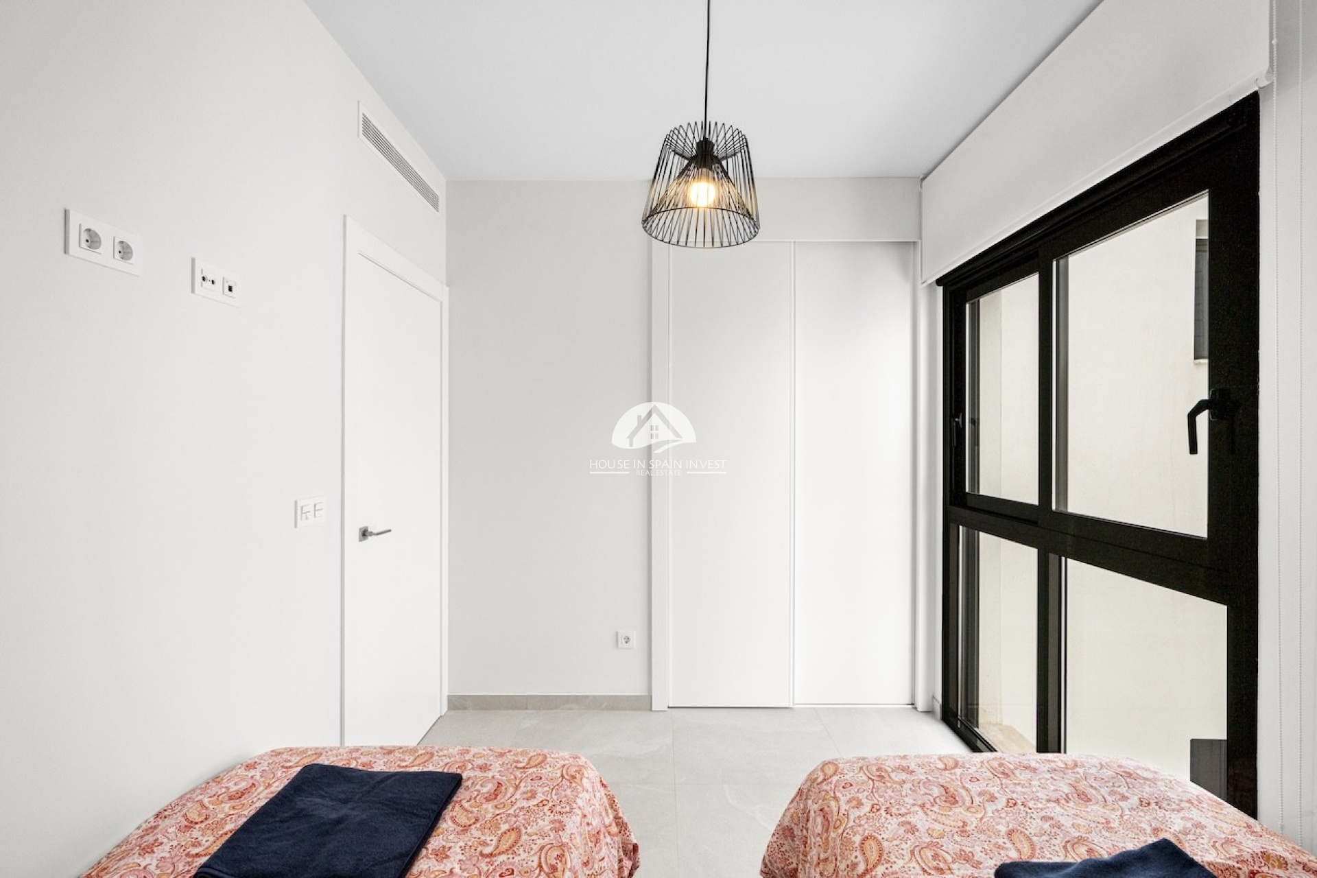 Resale - Apartment  - Torrevieja - Playa del Cura