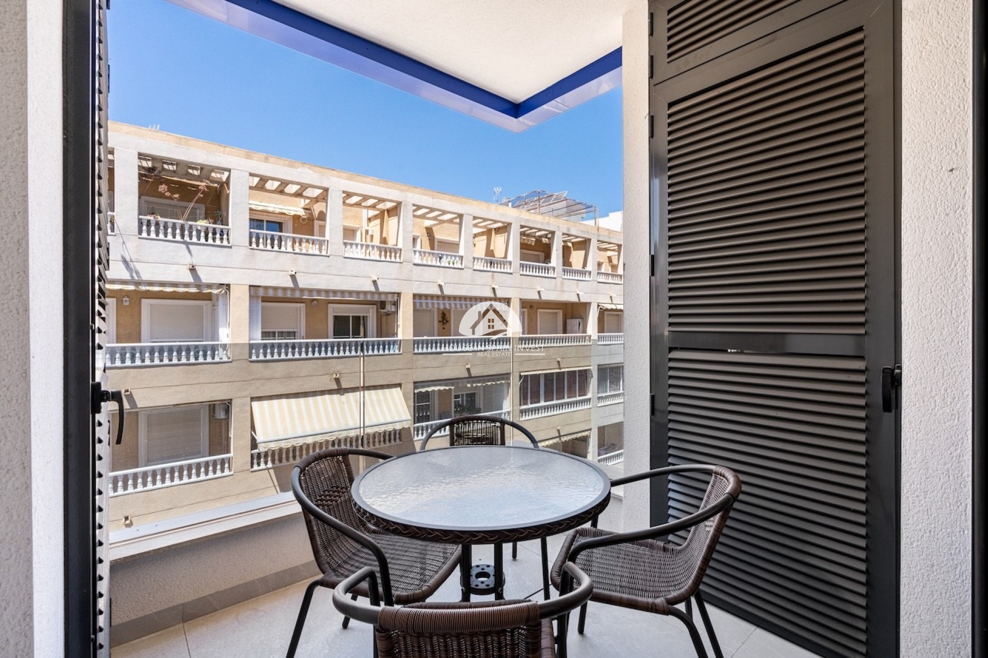 Resale - Apartment  - Torrevieja - Playa del Cura
