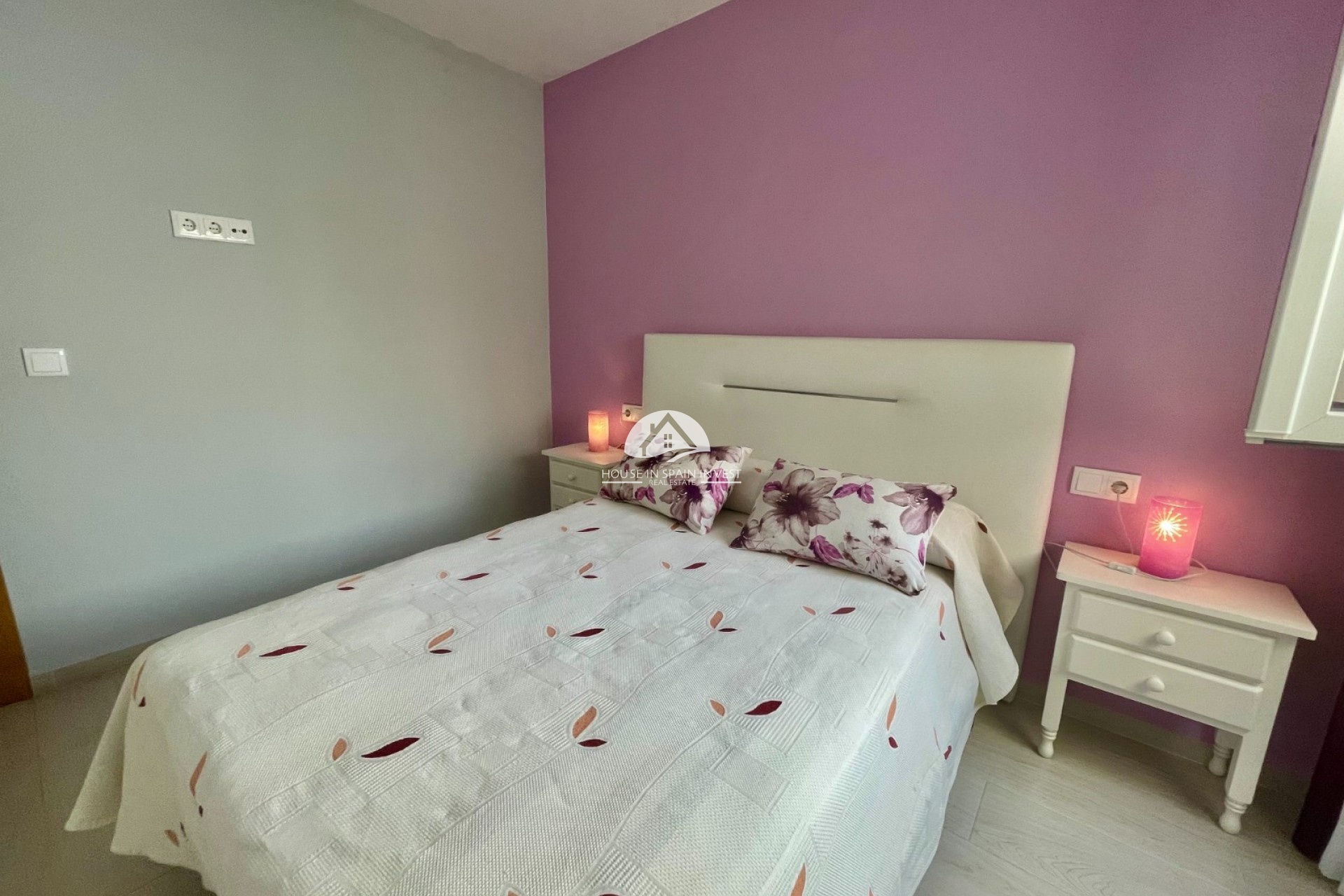 Resale - Apartment  - Torrevieja - Playa del Cura