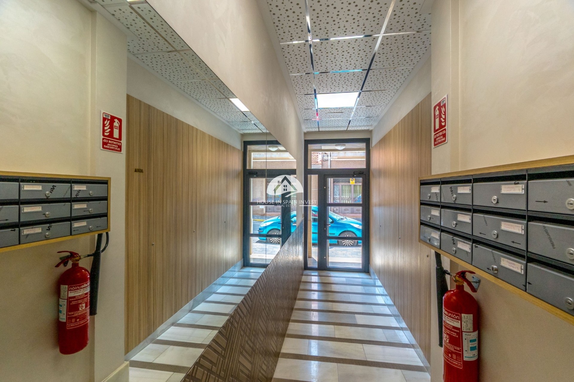 Resale - Apartment  - Torrevieja - Playa del Cura