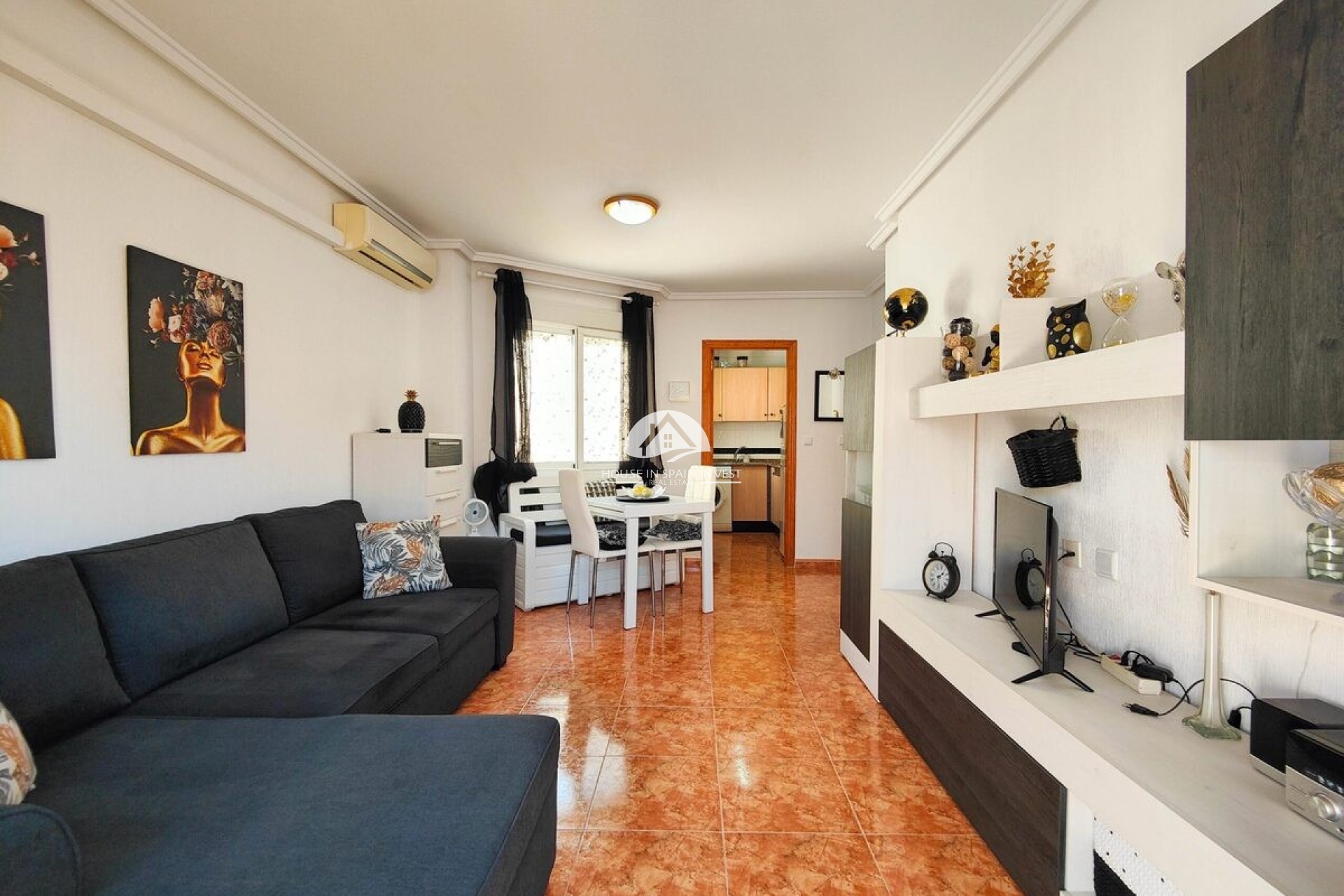 Resale - Apartment  - Torrevieja - Playa del Cura