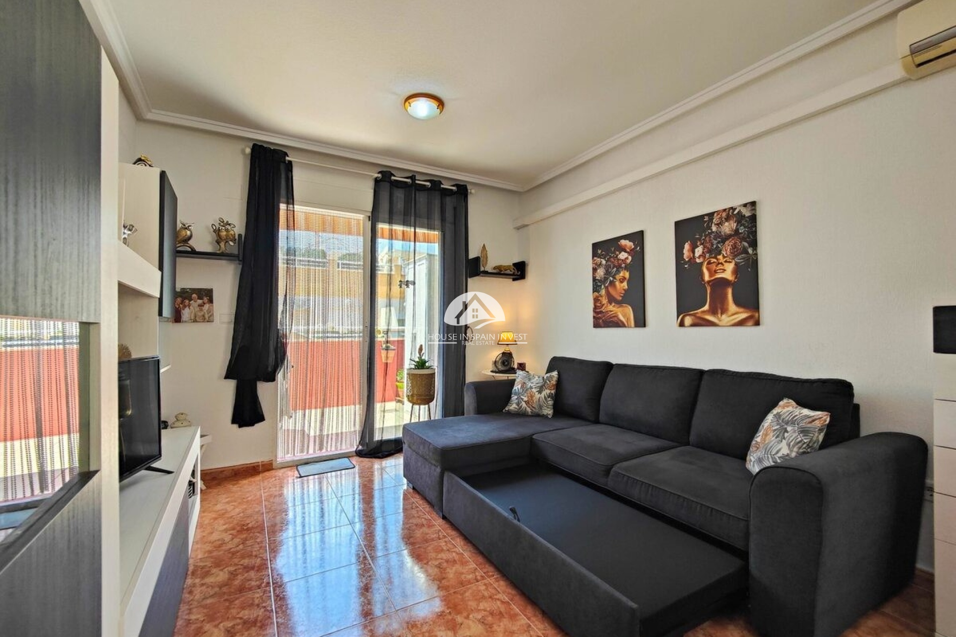 Resale - Apartment  - Torrevieja - Playa del Cura