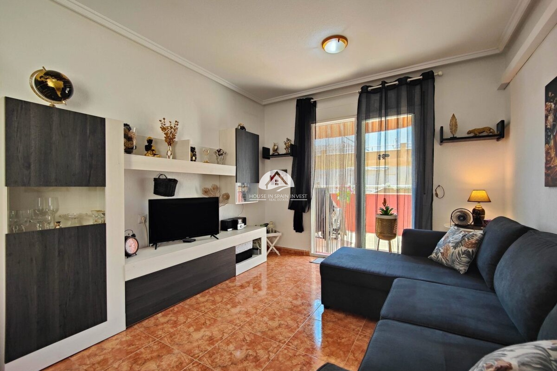 Resale - Apartment  - Torrevieja - Playa del Cura