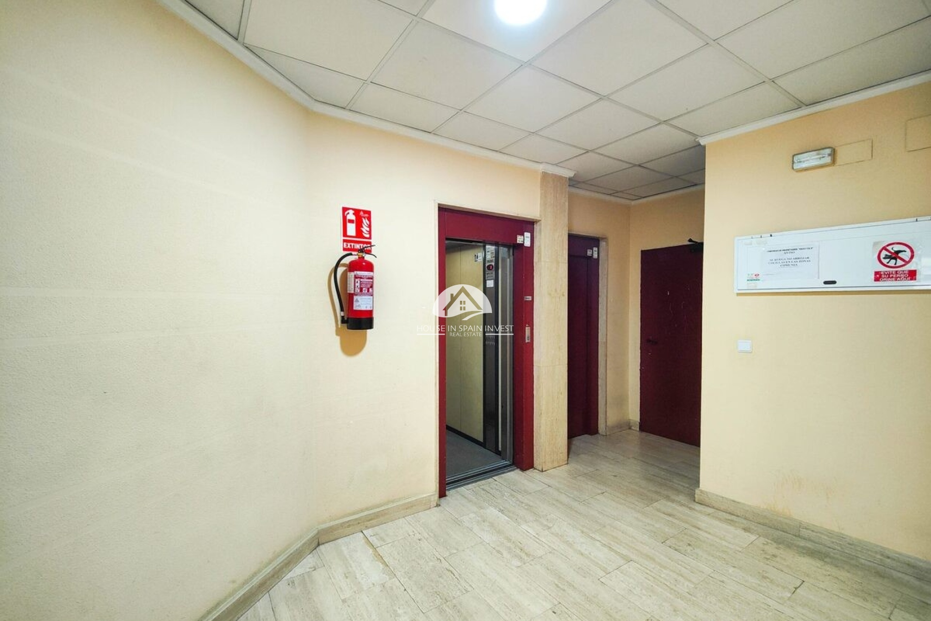 Resale - Apartment  - Torrevieja - Playa del Cura