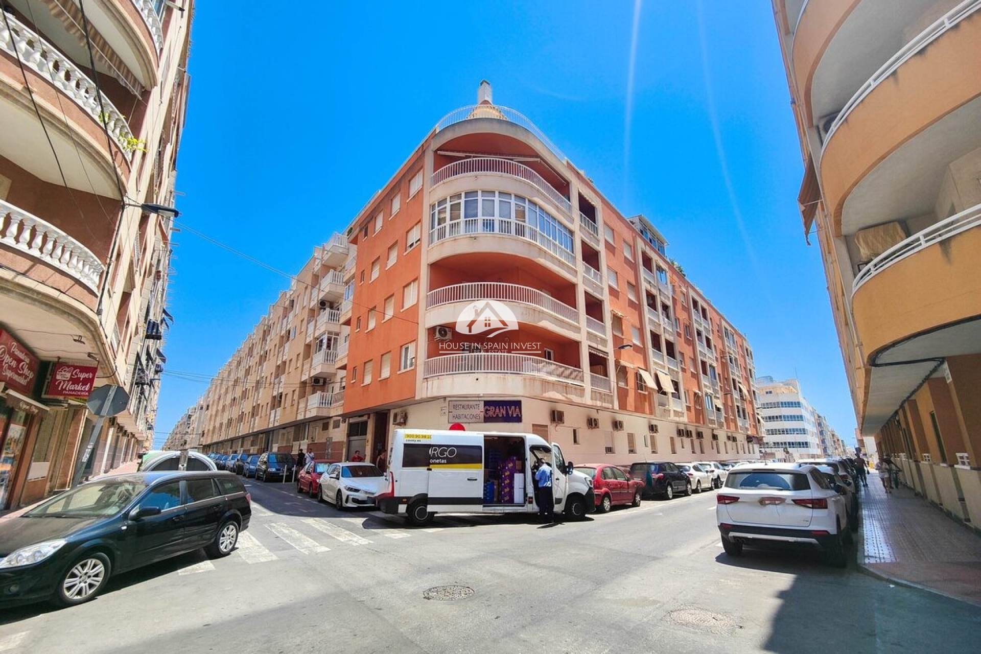 Resale - Apartment  - Torrevieja - Playa del Cura