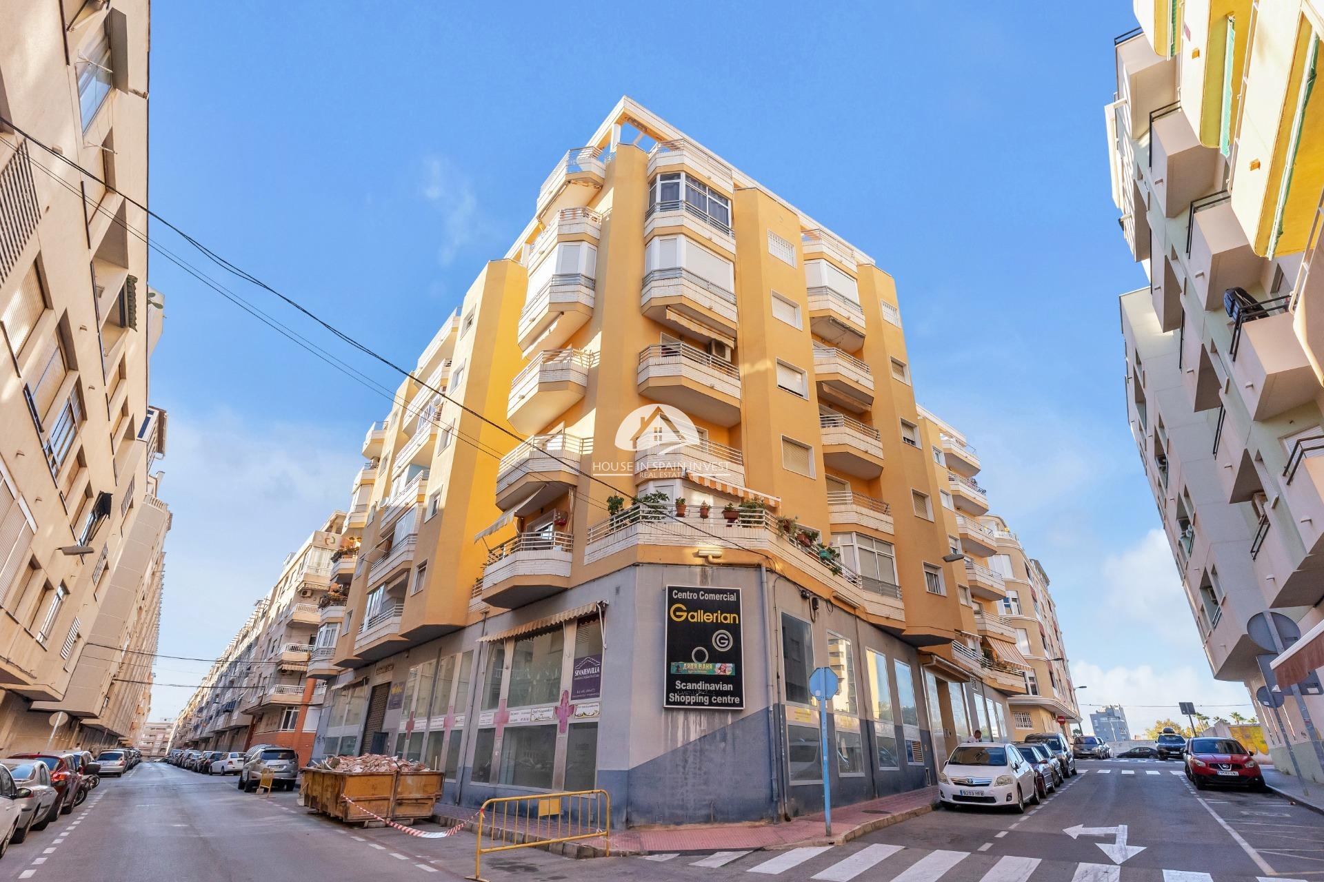Resale - Apartment  - Torrevieja - Playa del Cura