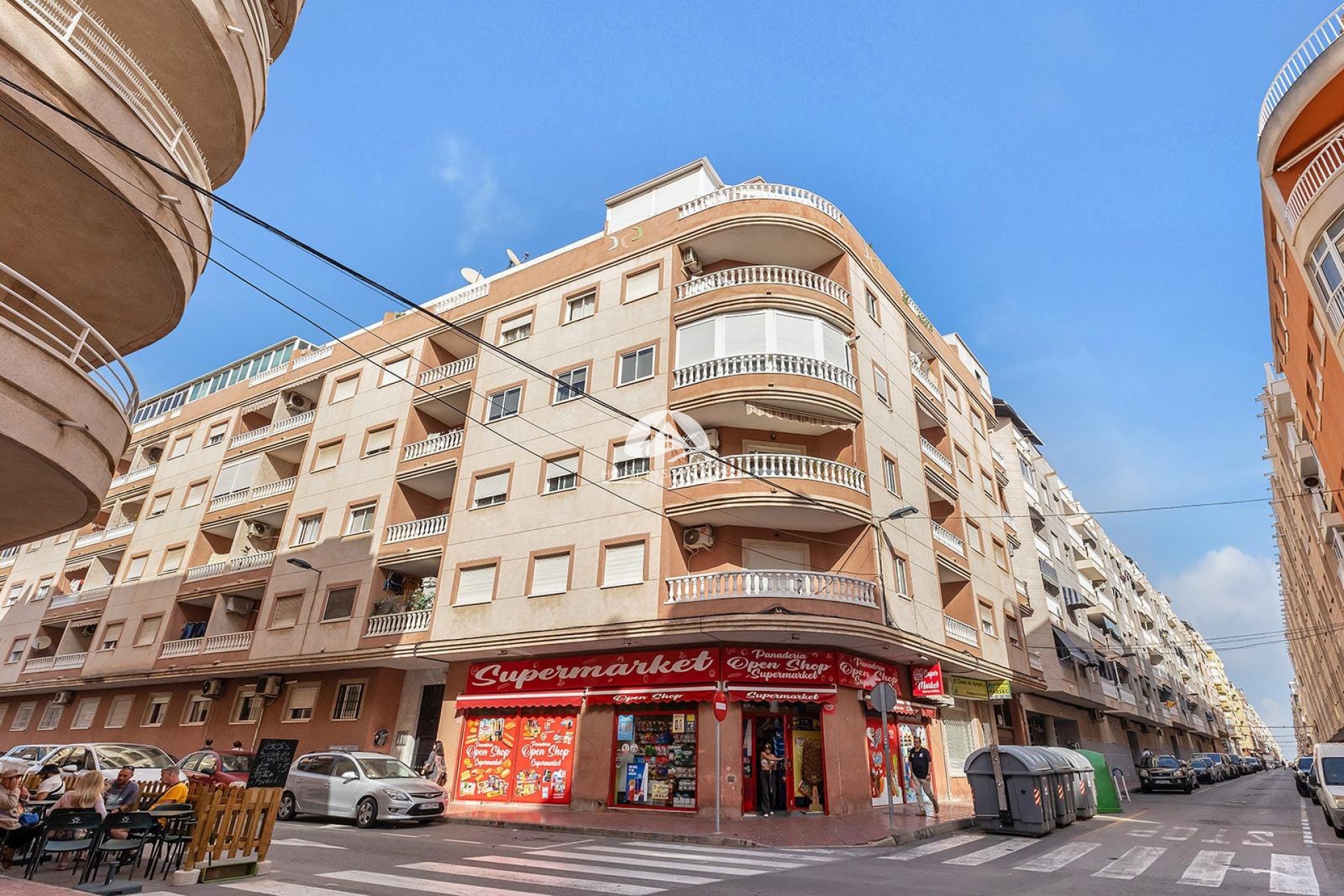 Resale - Apartment  - Torrevieja - Playa del Cura