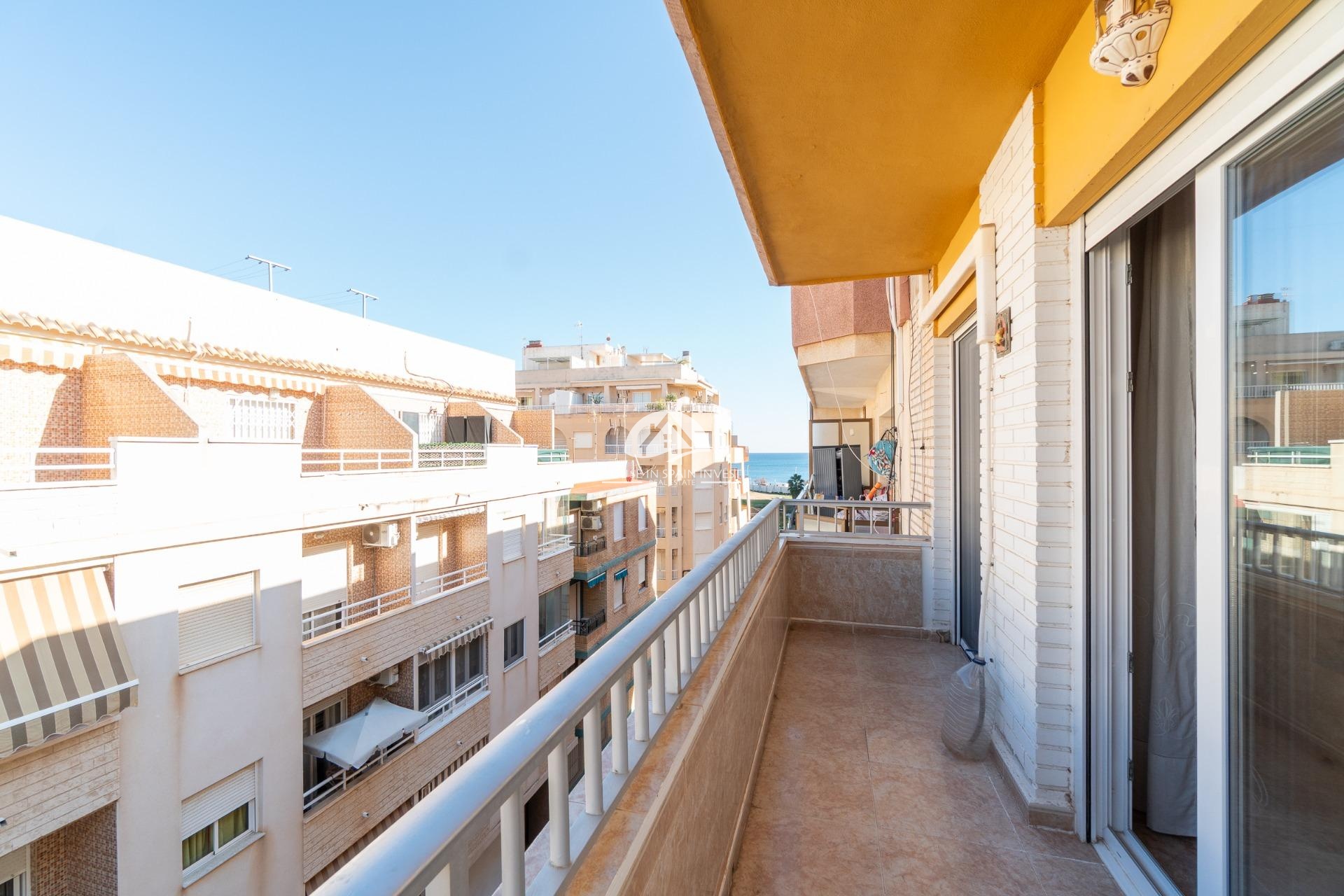 Resale - Apartment  - Torrevieja - Playa del Cura