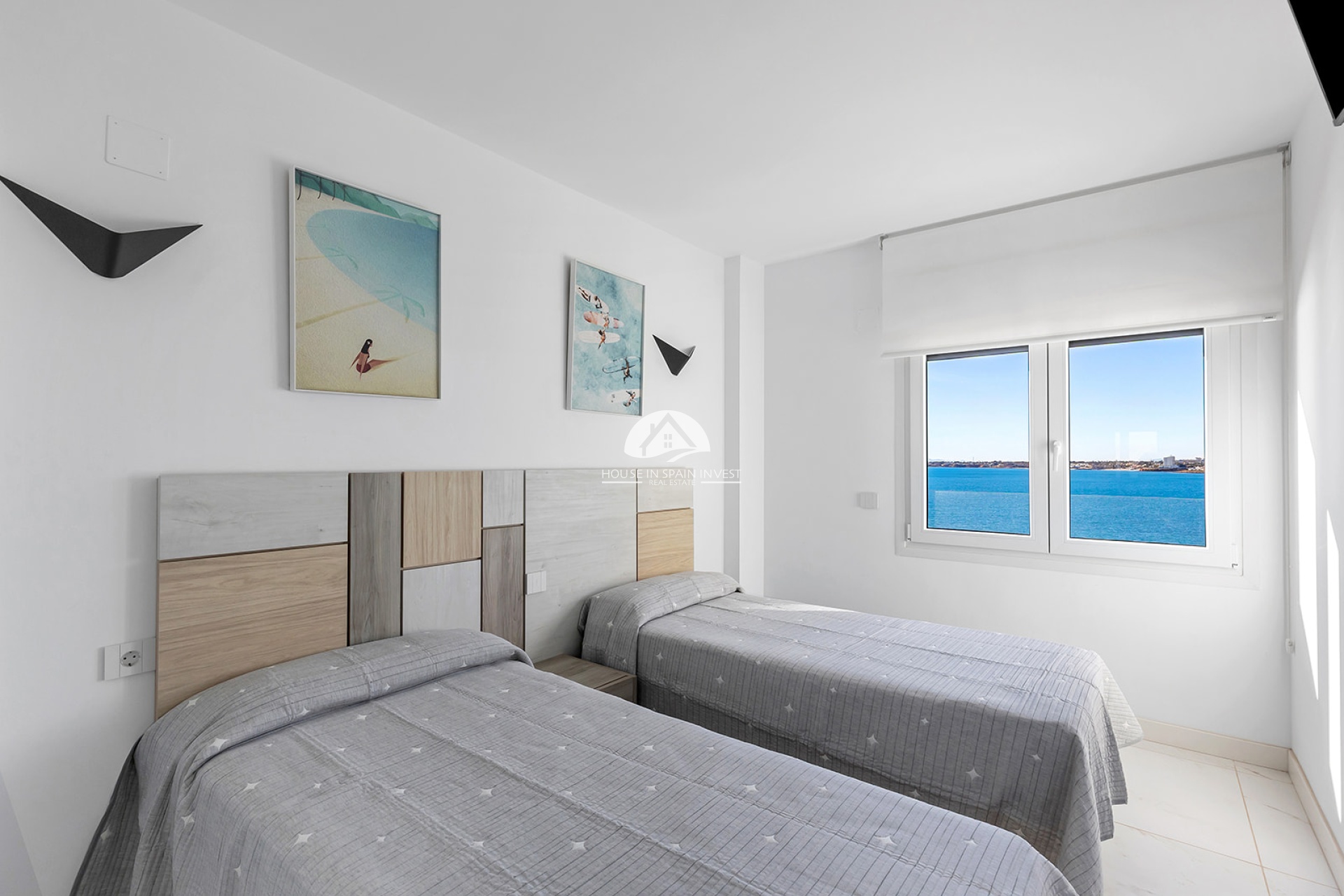 Resale - Apartment  - Torrevieja - Punta Prima  