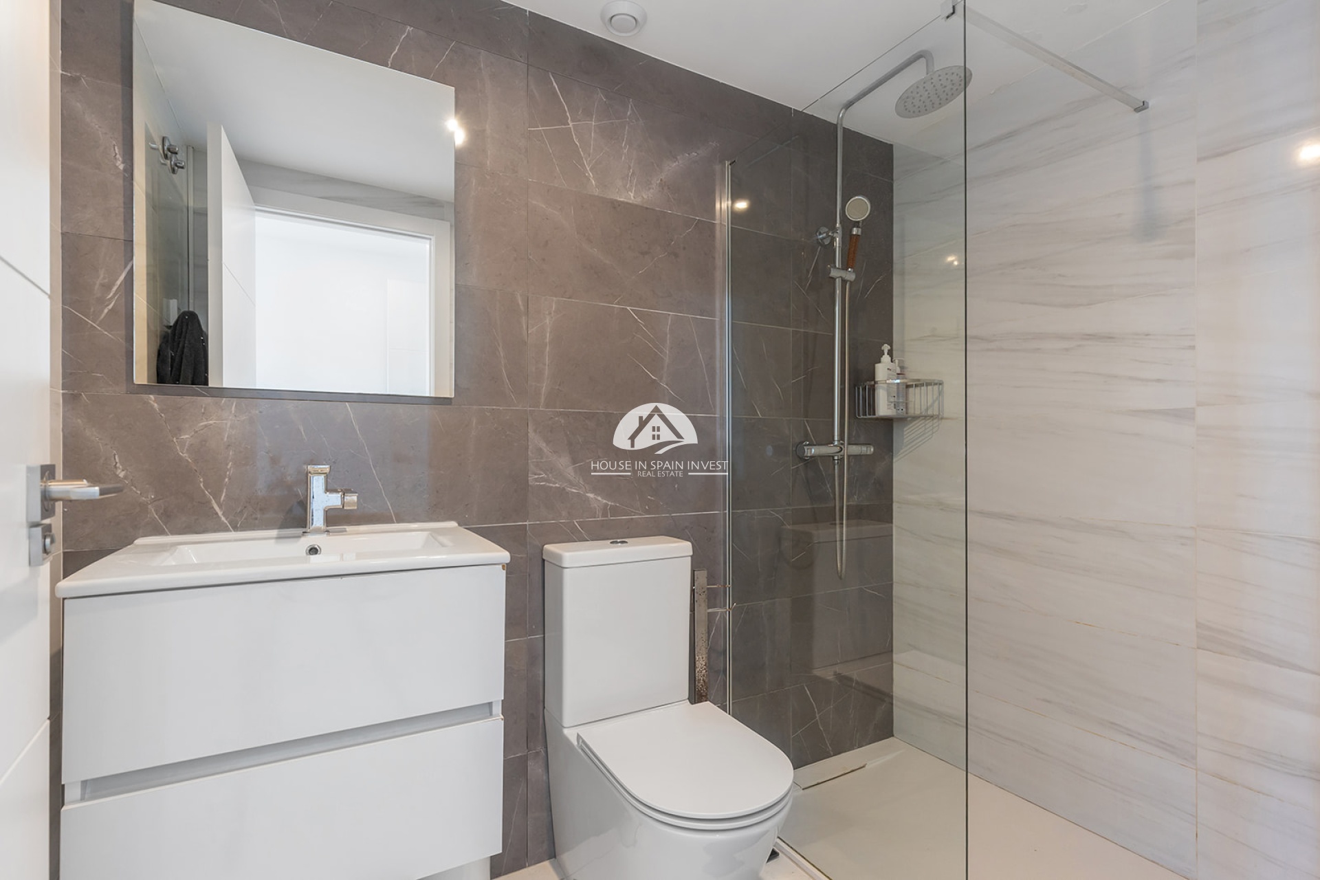 Resale - Apartment  - Torrevieja - Punta Prima  