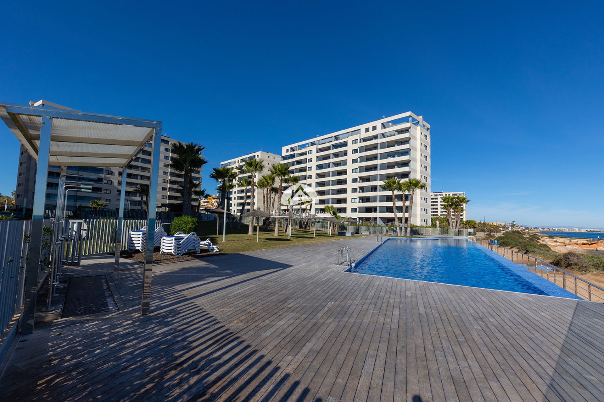 Resale - Apartment  - Torrevieja - Punta Prima  