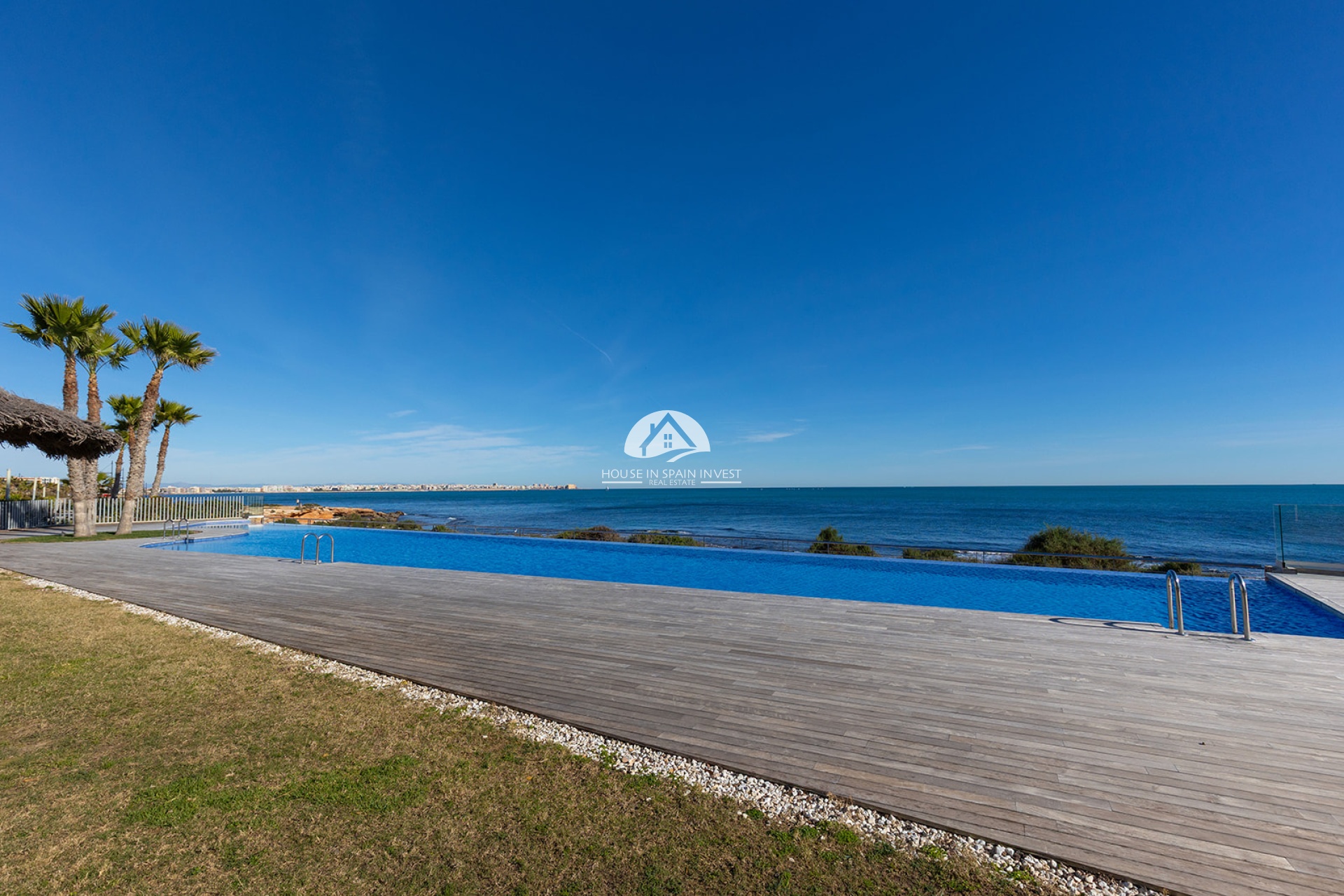 Resale - Apartment  - Torrevieja - Punta Prima  