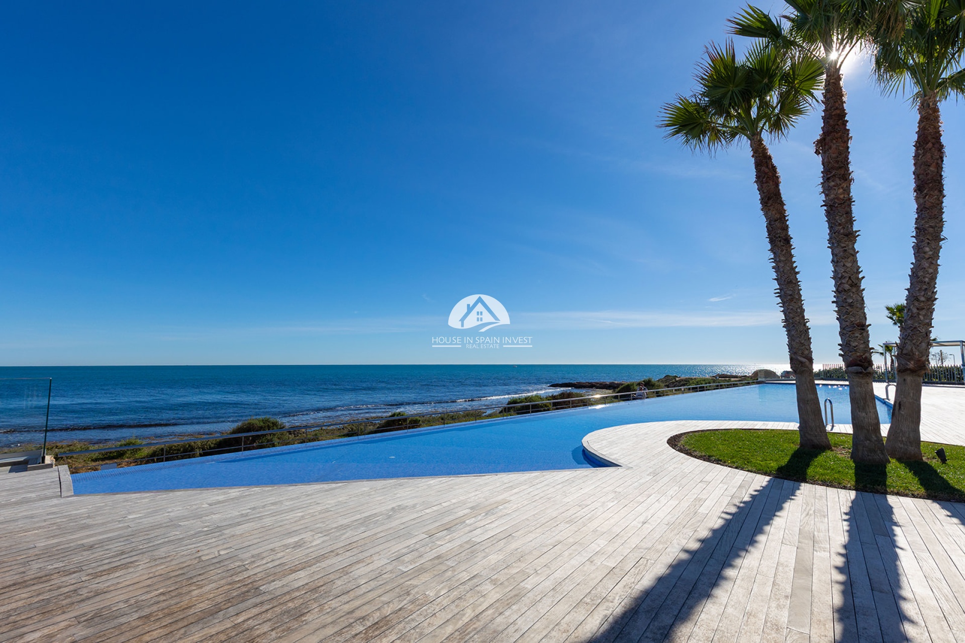 Resale - Apartment  - Torrevieja - Punta Prima  