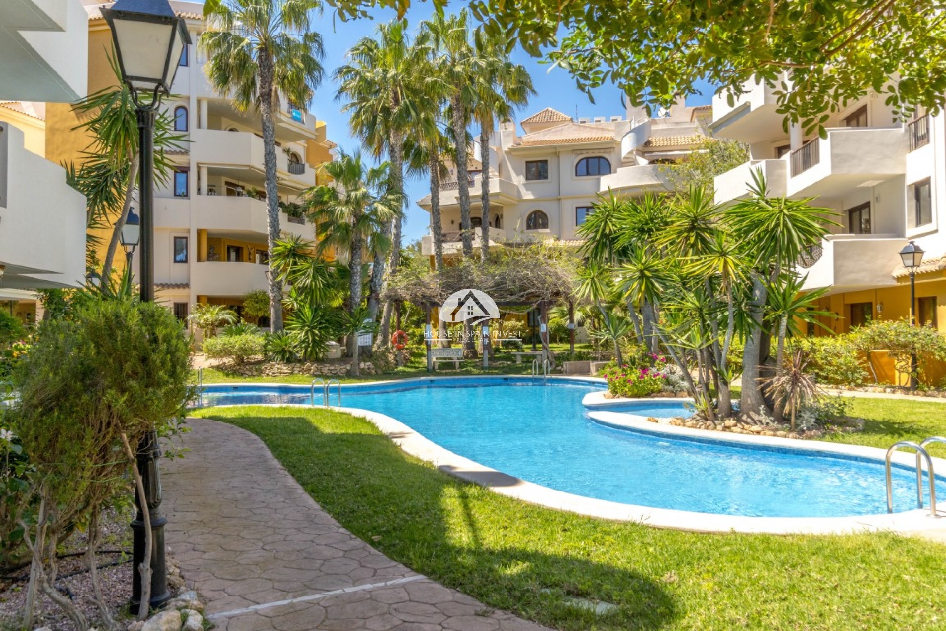 Resale - Apartment  - Torrevieja - Punta Prima  