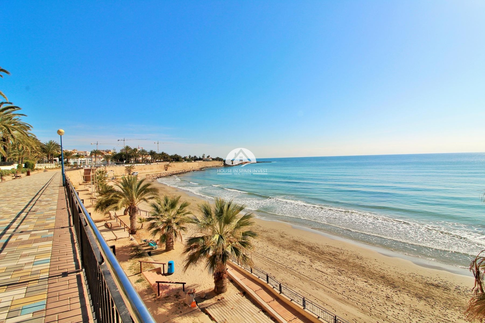 Resale - Apartment  - Torrevieja - Punta Prima  