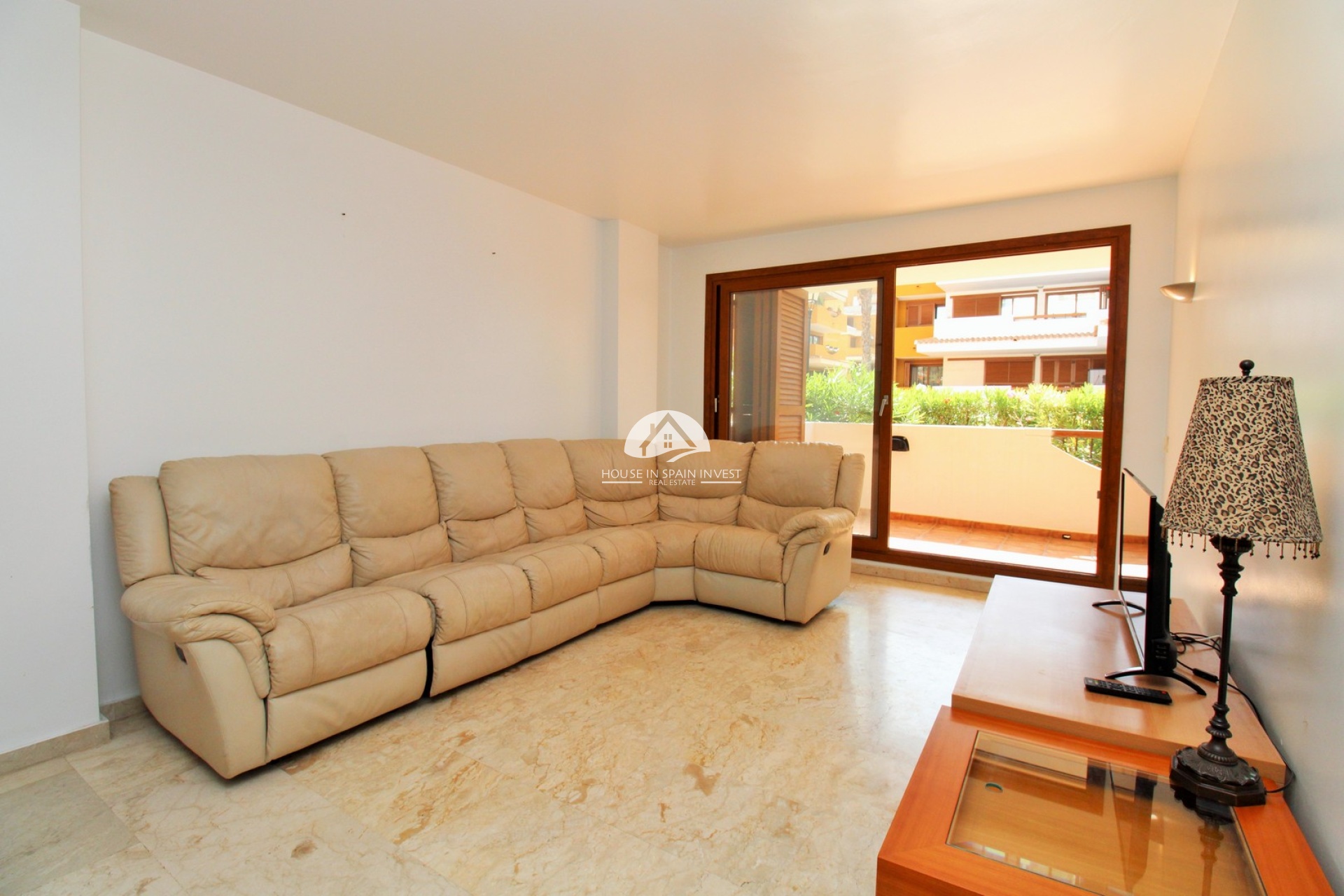 Resale - Apartment  - Torrevieja - Punta Prima  