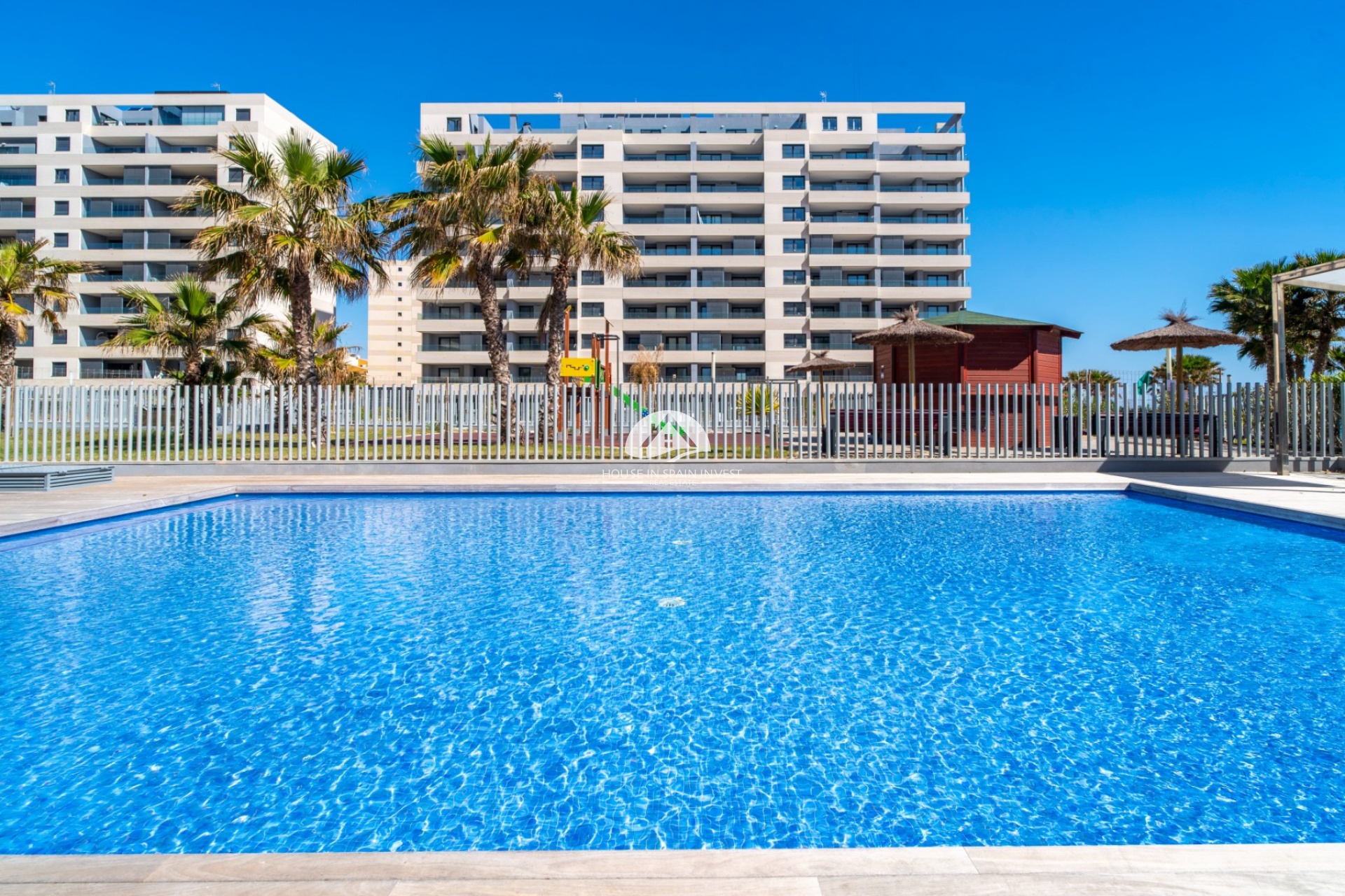 Resale - Apartment  - Torrevieja - Punta Prima  