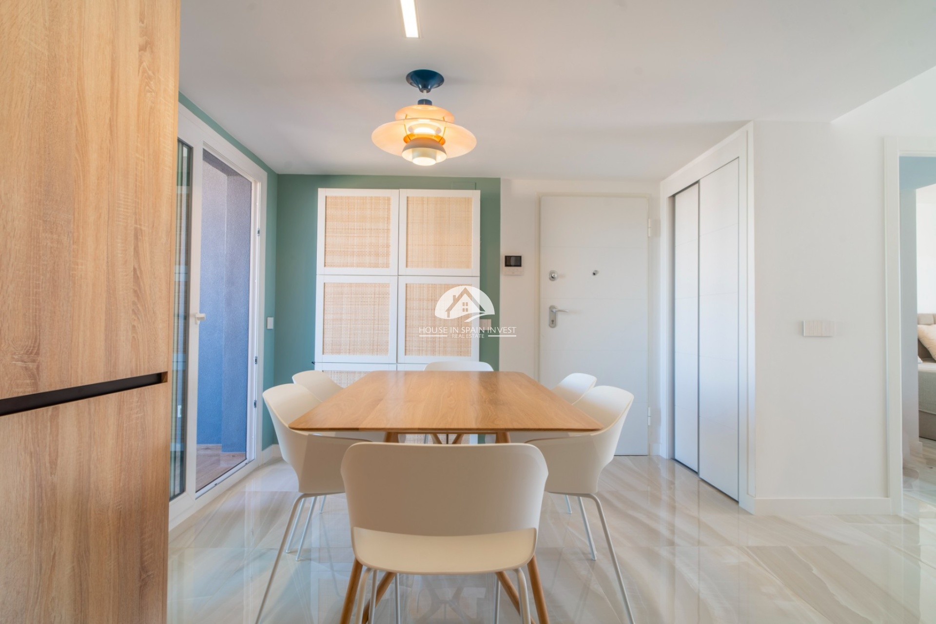 Resale - Apartment  - Torrevieja - Punta Prima  