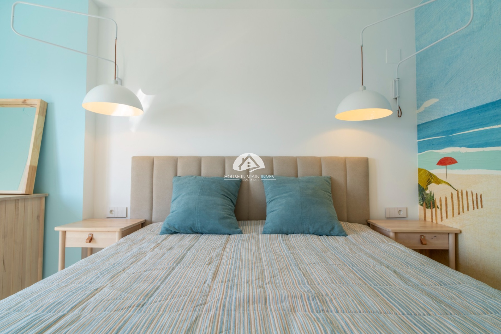 Resale - Apartment  - Torrevieja - Punta Prima  