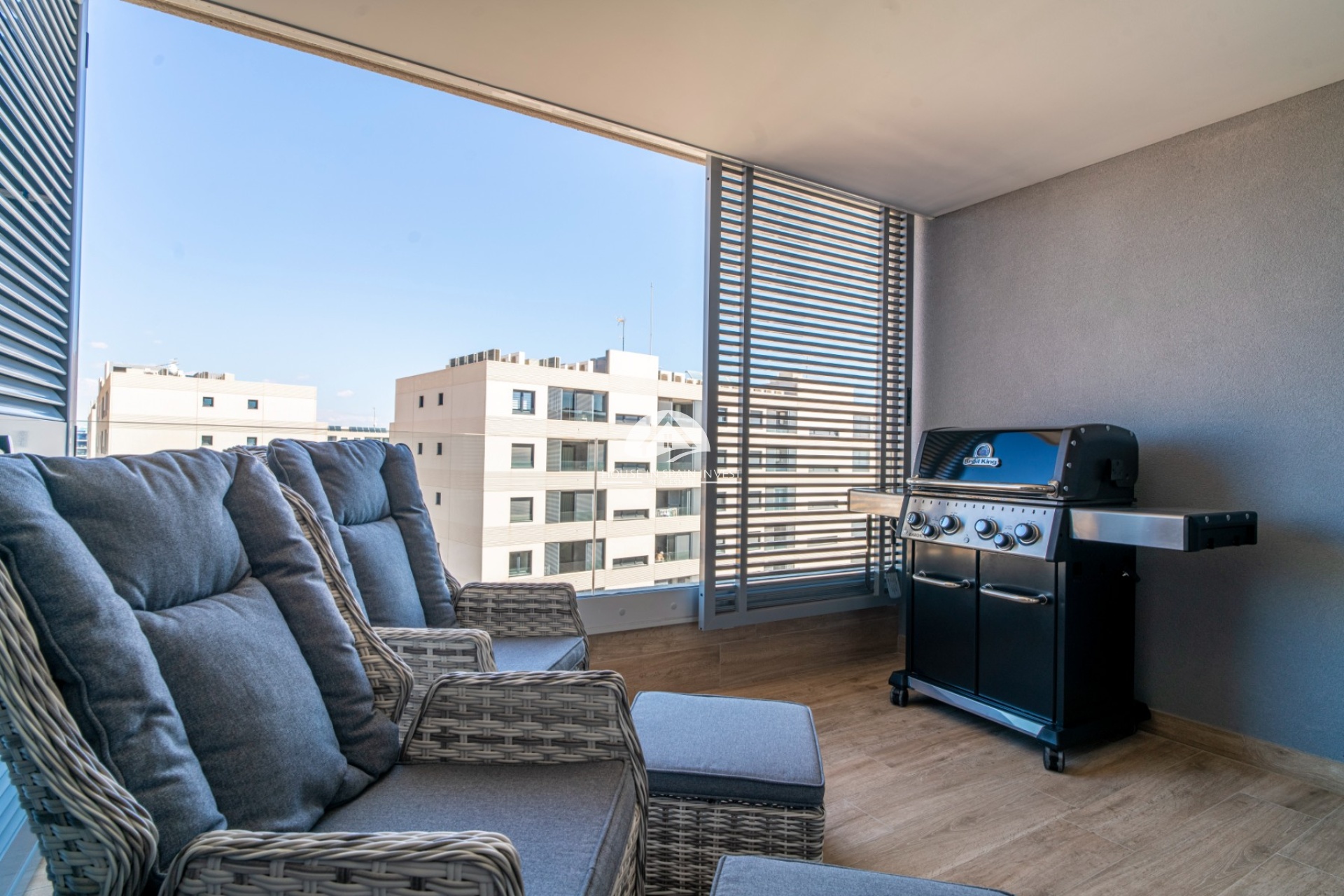 Resale - Apartment  - Torrevieja - Punta Prima  